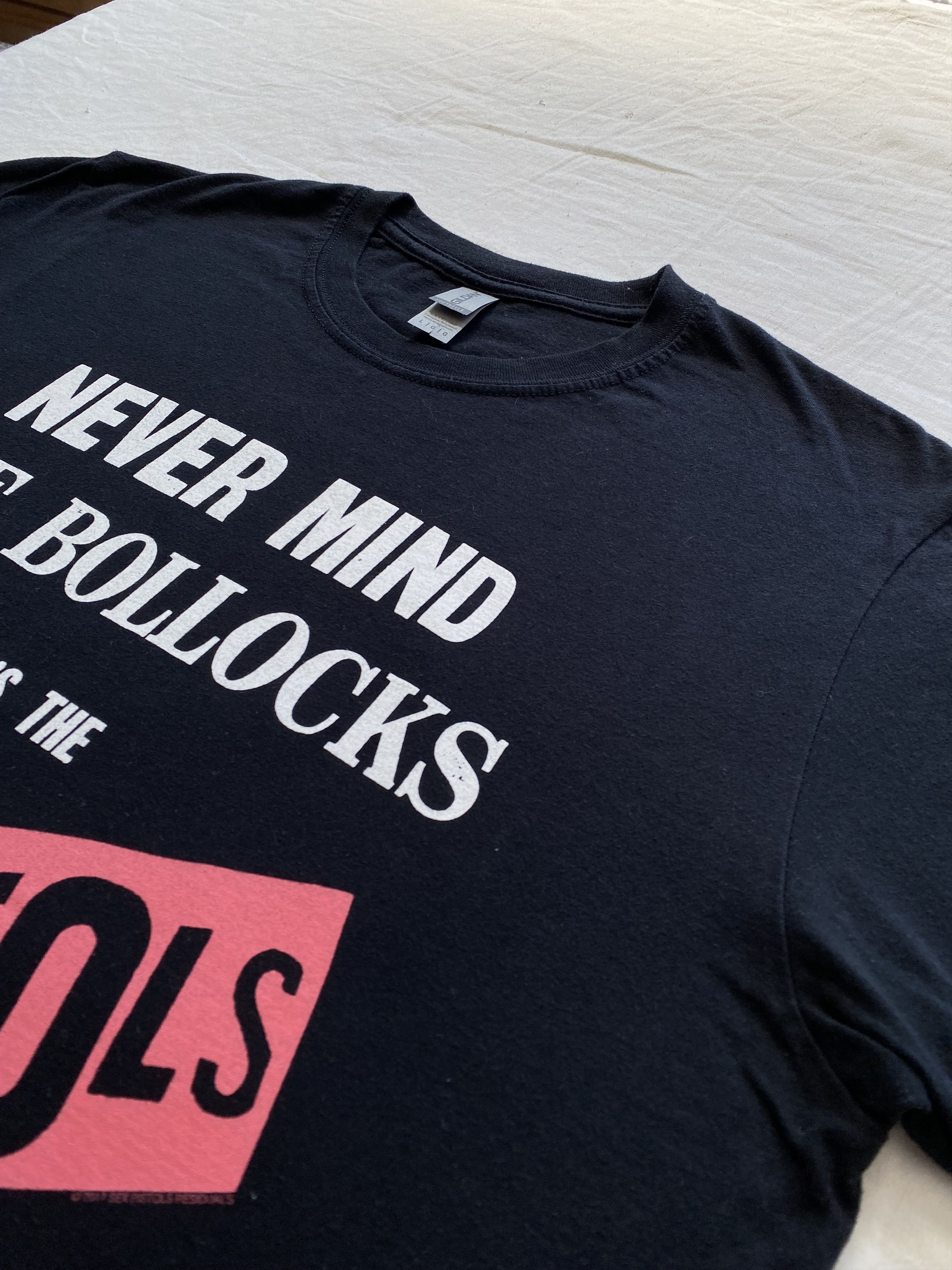 Band Tees × Vintage Vintage 2017 Sex Pistols Never Mind Rock Band T-shirt Size US L / EU 52-54 / 3 - 15 Thumbnail