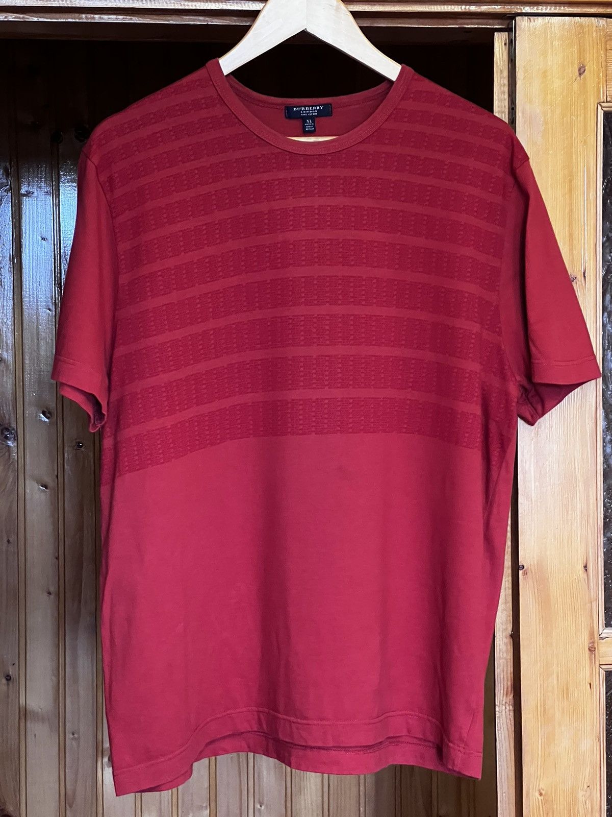 Burberry × Vintage Burberry t-shirt mens vintage monogram logo design Size US XL / EU 56 / 4 - 8 Thumbnail