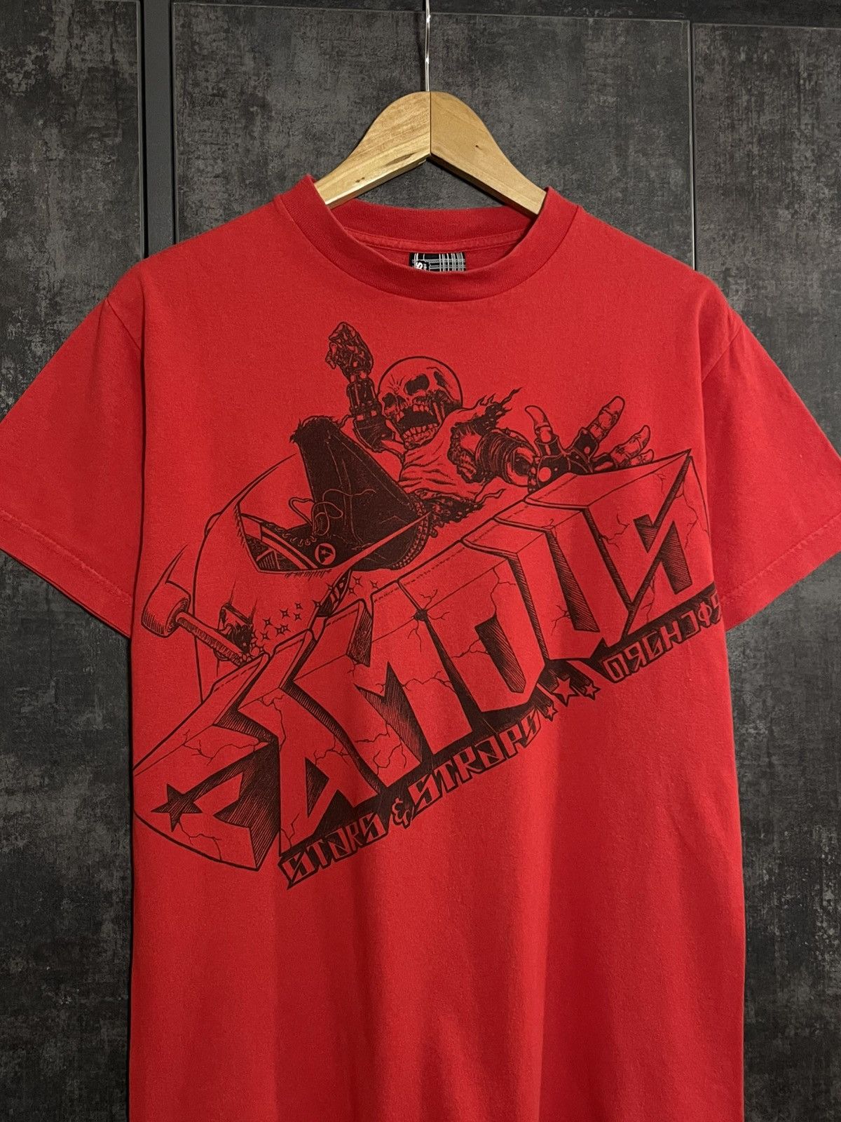 Famous Stars And Straps Rare Vintage 00s Famous Stars Straps Skull Tshirt Blink 182 Size US S / EU 44-46 / 1 - 5 Thumbnail