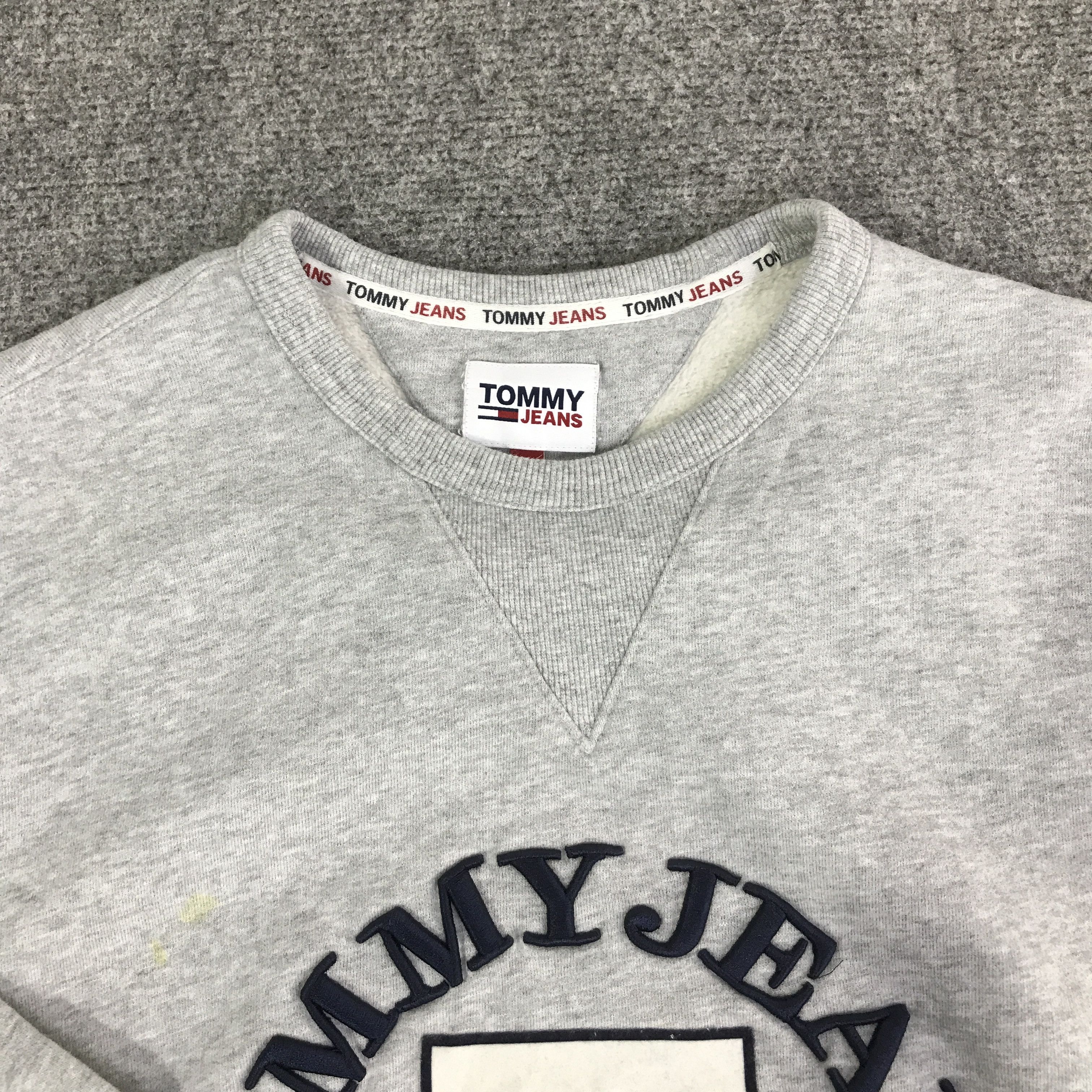 Tommy Hilfiger tommy jeans big logo sweatshirt K119B10 Size US S / EU 44-46 / 1 - 8 Thumbnail