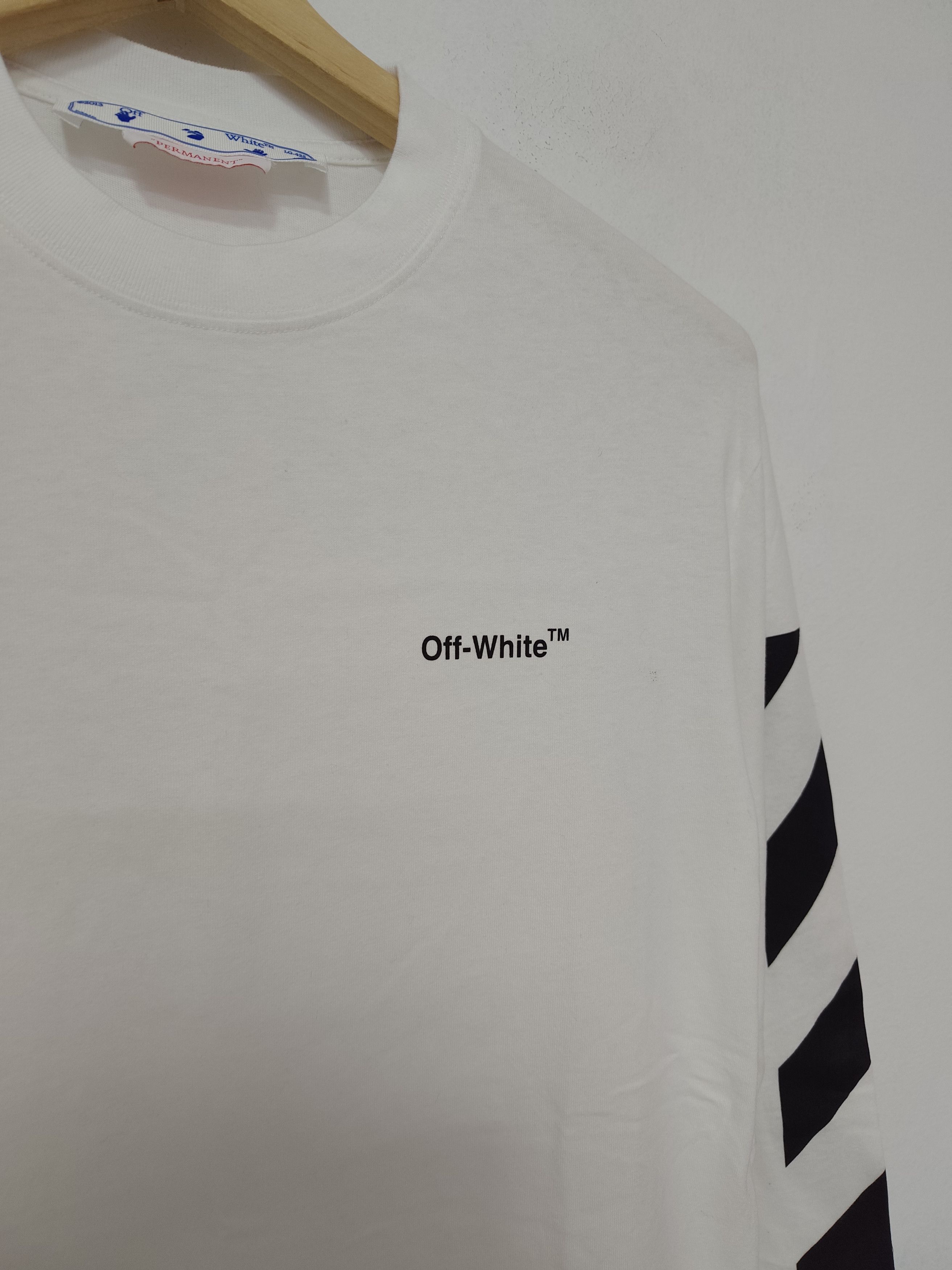 Off-White Off-White "Diagonal Helvetica" Size US S / EU 44-46 / 1 - 2 Thumbnail