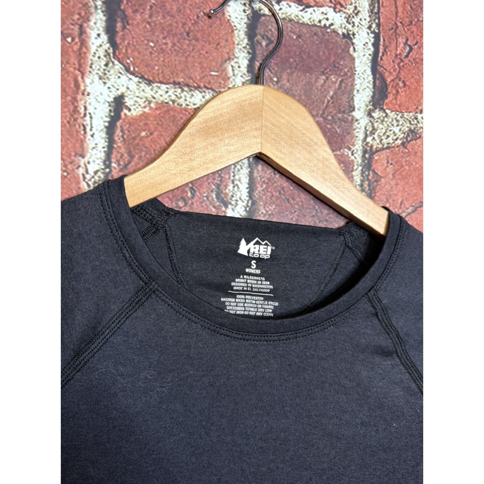 Vintage REI Co-Op Base layer Shirt Womens Small Grey Lightweight Crew Neck Hiking Outdoor Outdoorwear Short term? Size S / US 4 / IT 40 - 2 Thumbnail