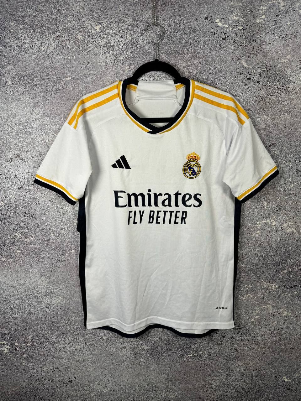 Vintage BELLINGHAM Real Madrid 2023/24 Fan Soccer Jersey Small Size US S / EU 44-46 / 1 - 2 Thumbnail