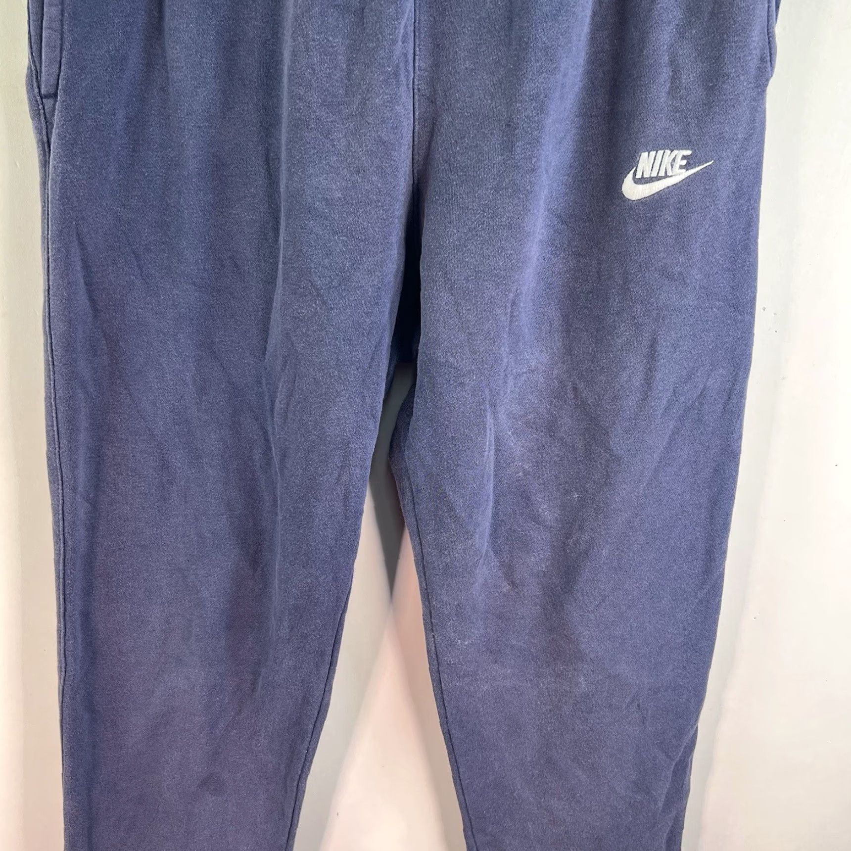 Nike VINTAGE Nike Sweatpants Men Large Activewear Jogging Pants Blue 90s Sports Leg Style Size US 31 - 3 Thumbnail