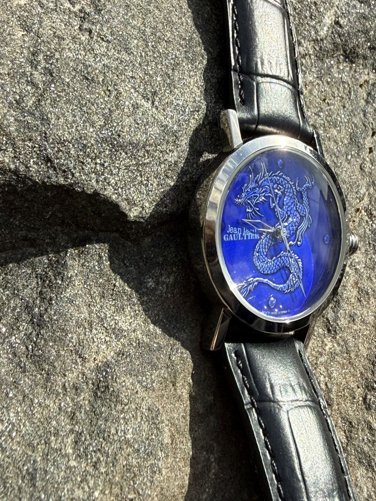 Jean Paul Gaultier Jean Paul Gaultier Dragon Dial Round Watch Rare Colorway Size ONE SIZE - 5 Thumbnail