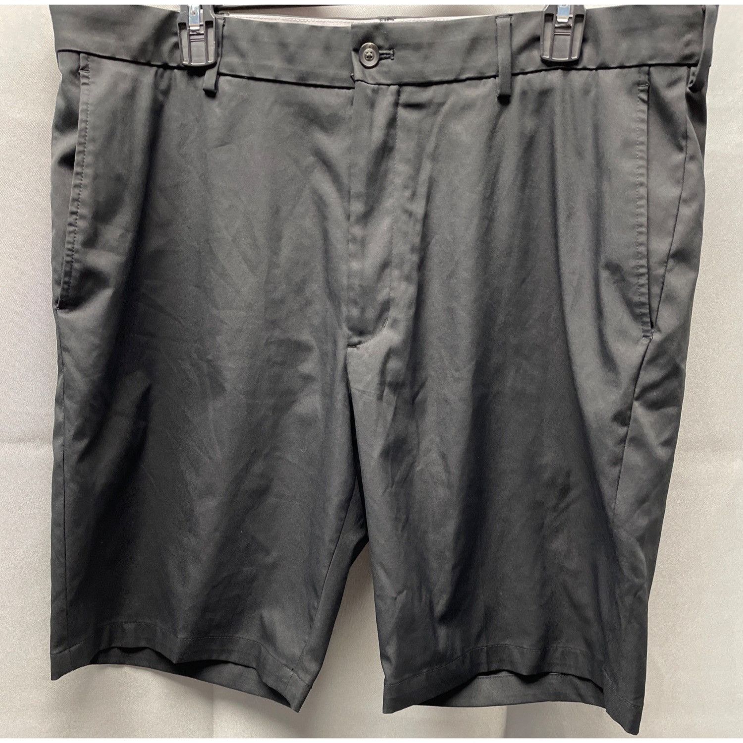 Other Walter Hagen Men Black Flat Front Golf Shorts S 38 SKU3624 Size US 38 / EU 54 - 1 Thumbnail