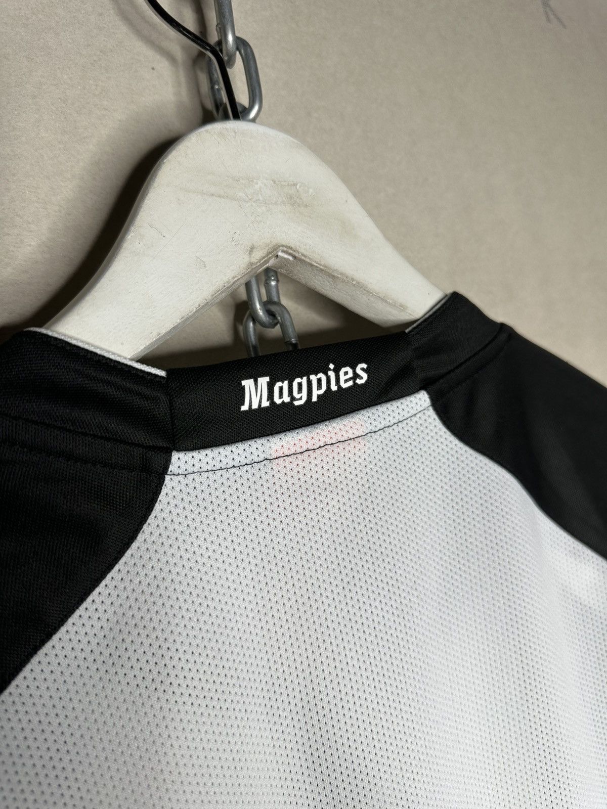 Puma Newcastle United Puma 2010/2011 Football Shirt Puma Jersey Size US XL / EU 56 / 4 - 13 Thumbnail