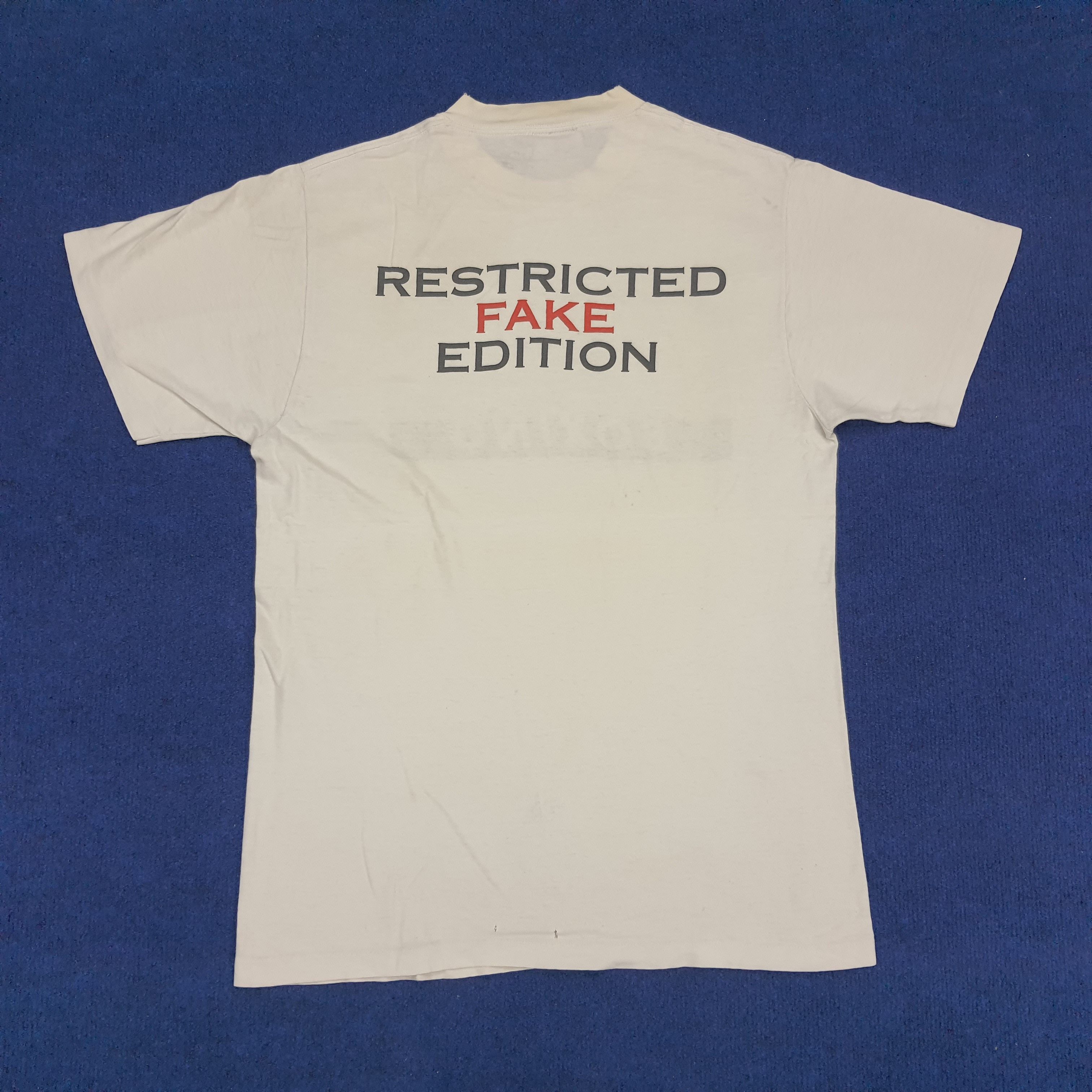 Vintage Vintage USB Boxing Restricted FAKE Edition T-shirt Size US M / EU 48-50 / 2 - 3 Thumbnail