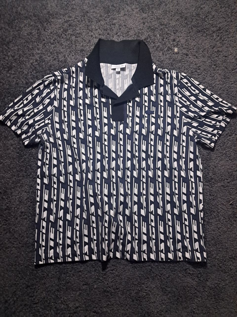 Lacoste Full name: Men’s Navy & White Geometric Print Polo Size US XL / EU 56 / 4 - 4 Thumbnail