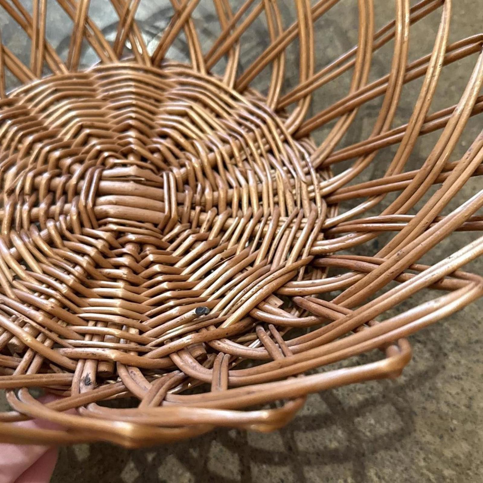 Other Vintage Woven Pointed End Wicker Basket Size ONE SIZE - 4 Thumbnail