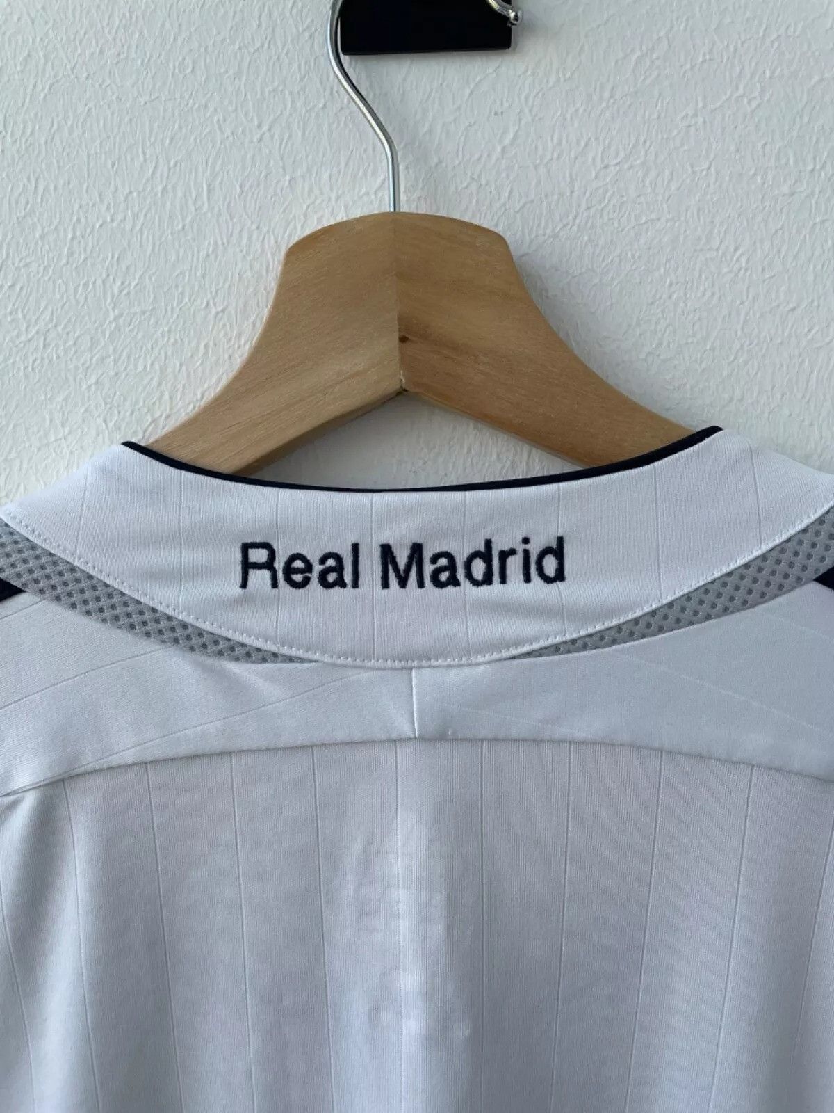 Adidas Real Madrid #9 Ronaldo Jersey Shirt Large 2006/2007 Size US XL / EU 56 / 4 - 5 Thumbnail