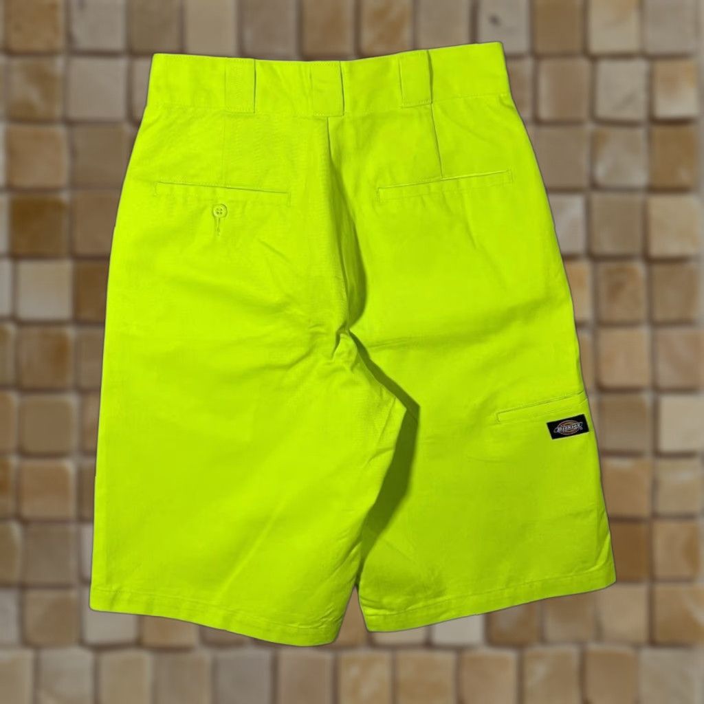 Dickies Dickies "Loose Fit" Skater Workwear Fluorescent Green Yellow Shorts 28 Size US 28 / EU 44 - 1 Thumbnail