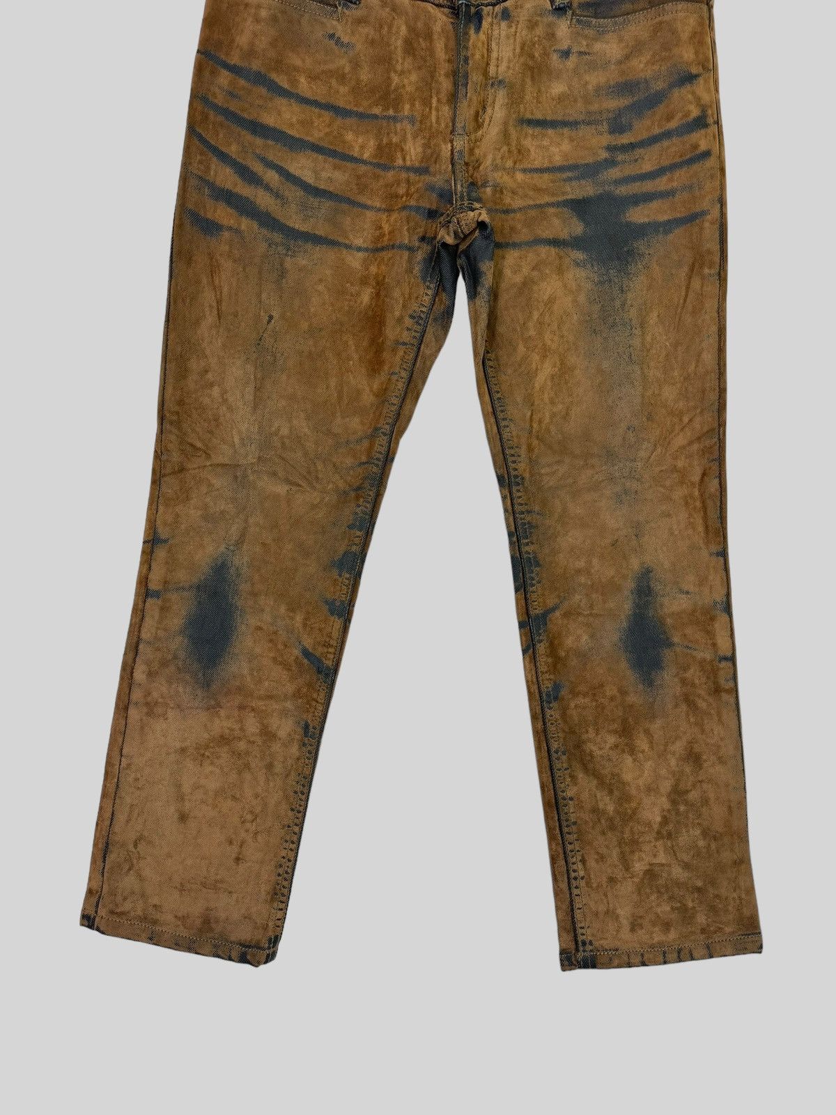Tornado Mart VINTAGE E.BLUE RAINBOW CLAW MARKS BROWN DISTRESSED JEAN Size US 29 - 6 Thumbnail