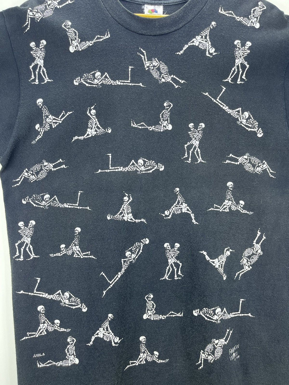 Fashion Victim × Vintage Fashion Victim Skulls 18sx Over Print Glow in The Dark Rare Size US L / EU 52-54 / 3 - 2 Thumbnail