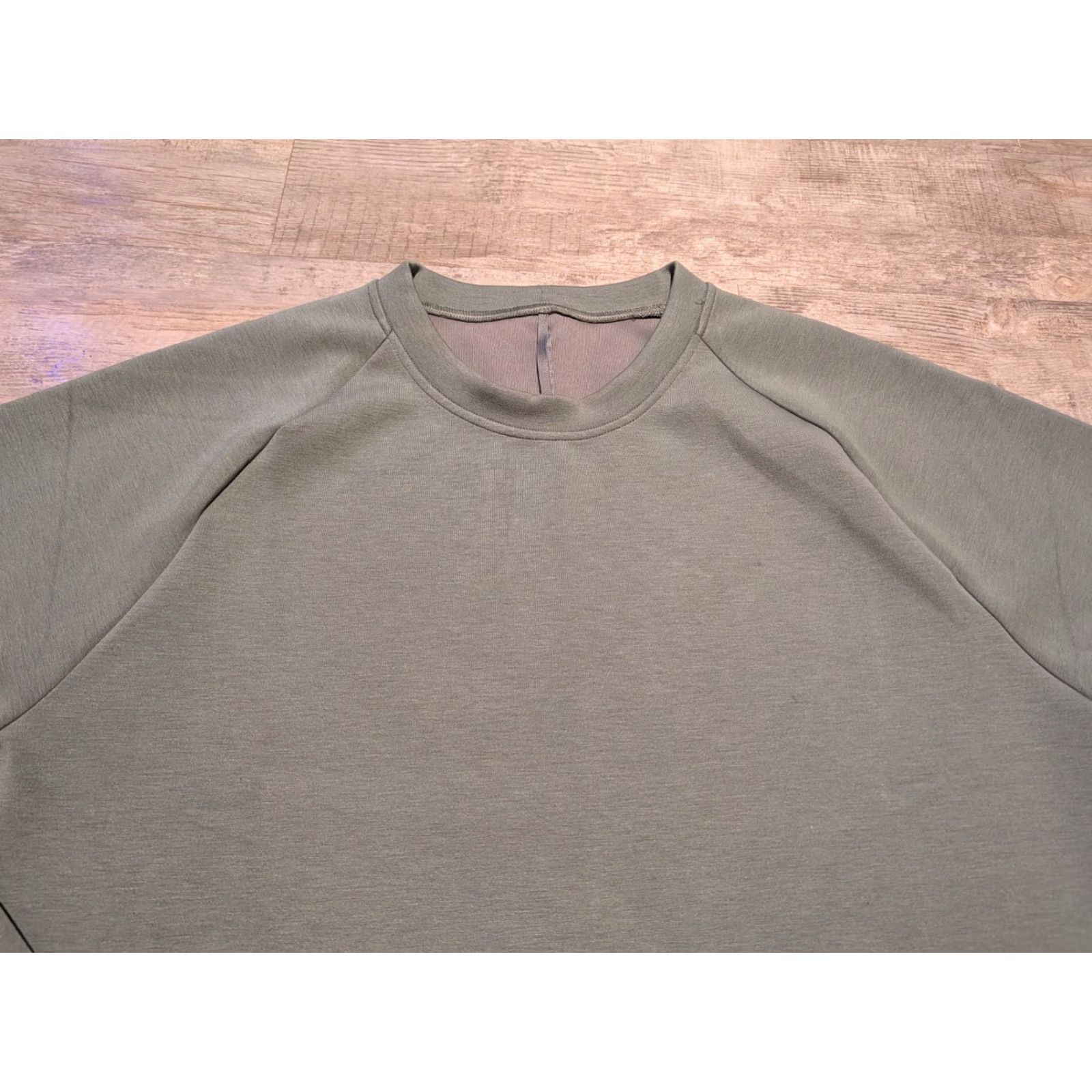 Lululemon Lululemon Men's Engineered Warmth Long Sleeve Crew XL Green Shirt Size US XL / EU 56 / 4 - 2 Thumbnail