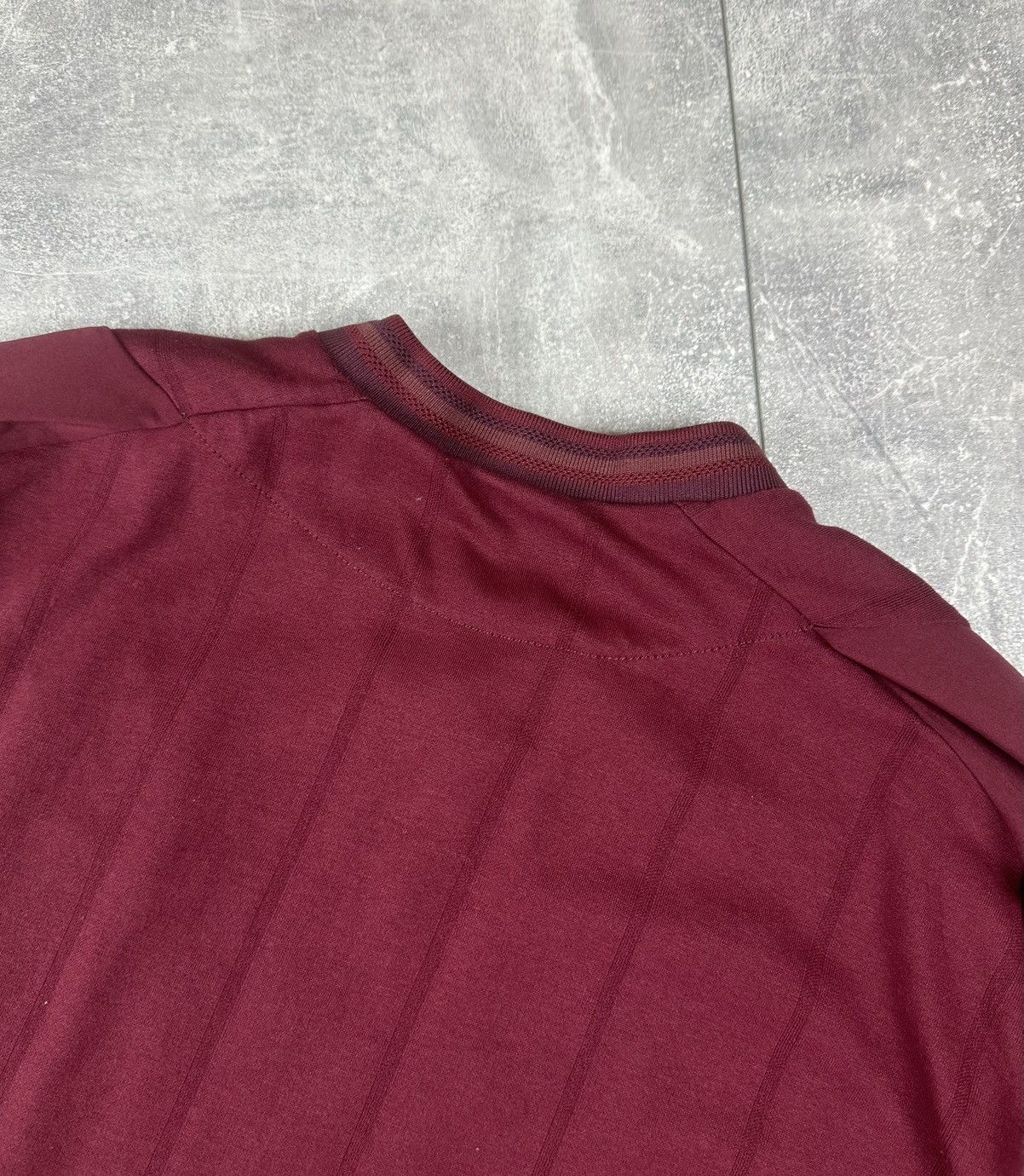 Umbro Umbro Manchester City Away 2012/13 Soccer Burgundy Jersey Size US L / EU 52-54 / 3 - 12 Thumbnail