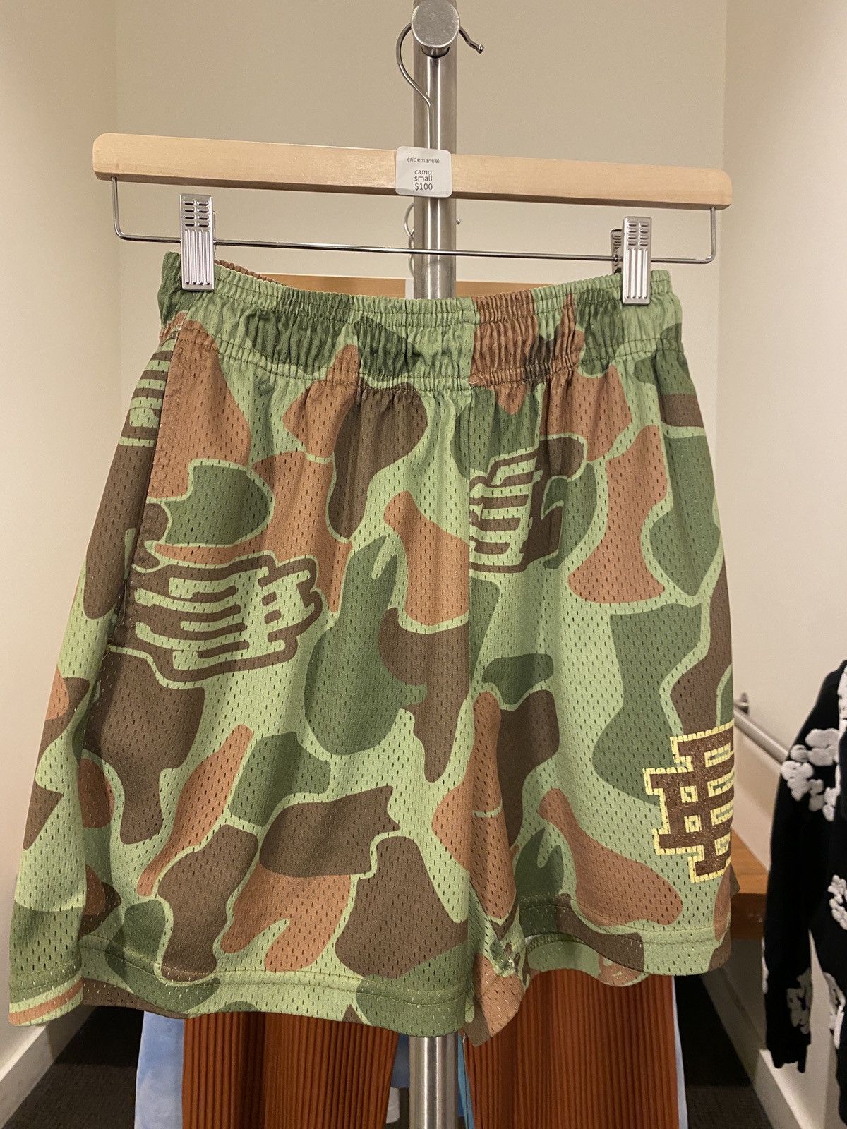 image of Eric Emanuel Ee Shorts Camo S in Green, Men's (Size 32)