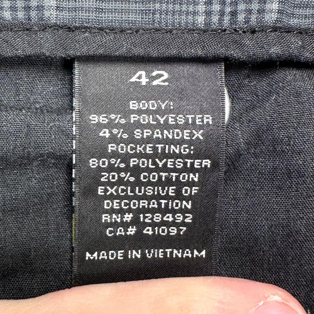 Vintage Greg Norman Golf Chino Shorts Mens 42 Dark Grey Plaid Flat Front Stretch Pockets Size US 42 / EU 58 - 4 Thumbnail
