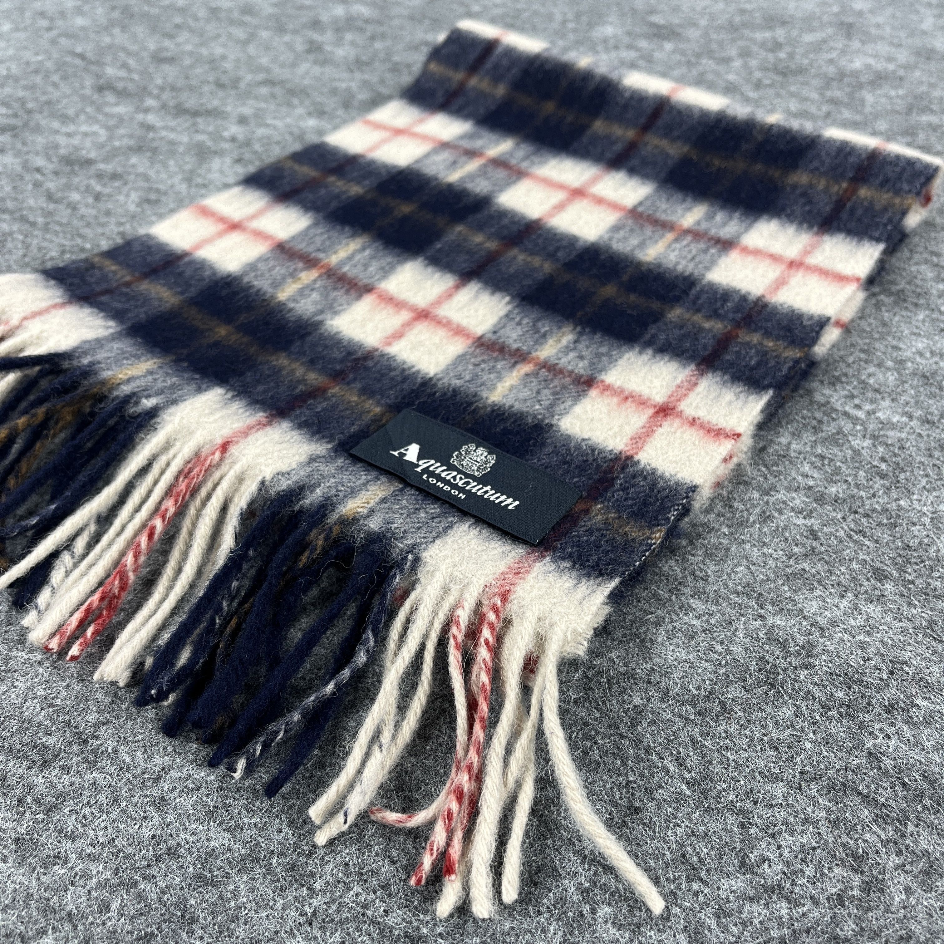Aquascutum Aquascutum Scarf / Muffler / Neckwear - T874 Size ONE SIZE - 9 Thumbnail