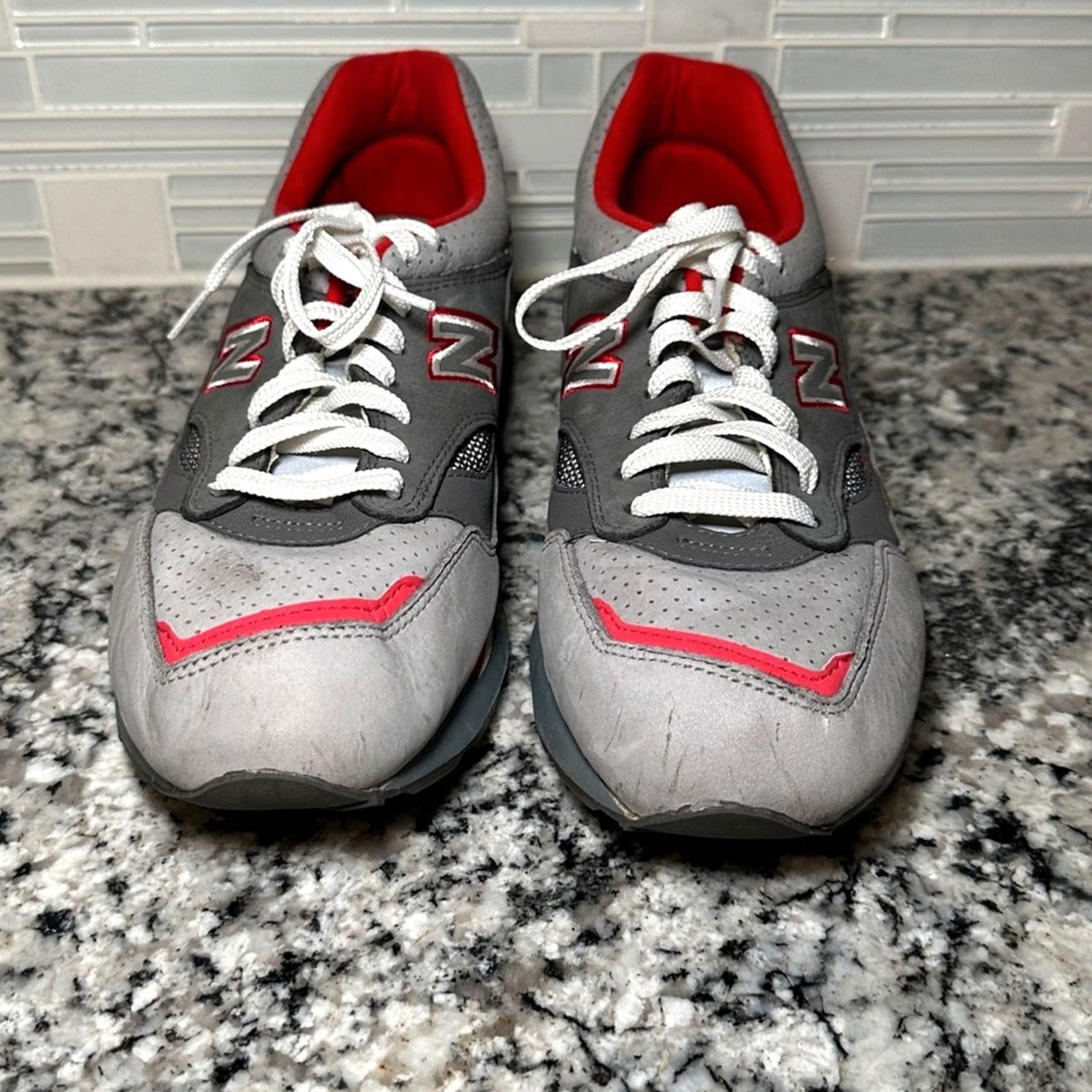 New Balance New Balance Sneaker Nice Kicks 1500 Encap Gray Red Men's 11 Leather Sneakers Size US 11 / EU 44 - 3 Thumbnail