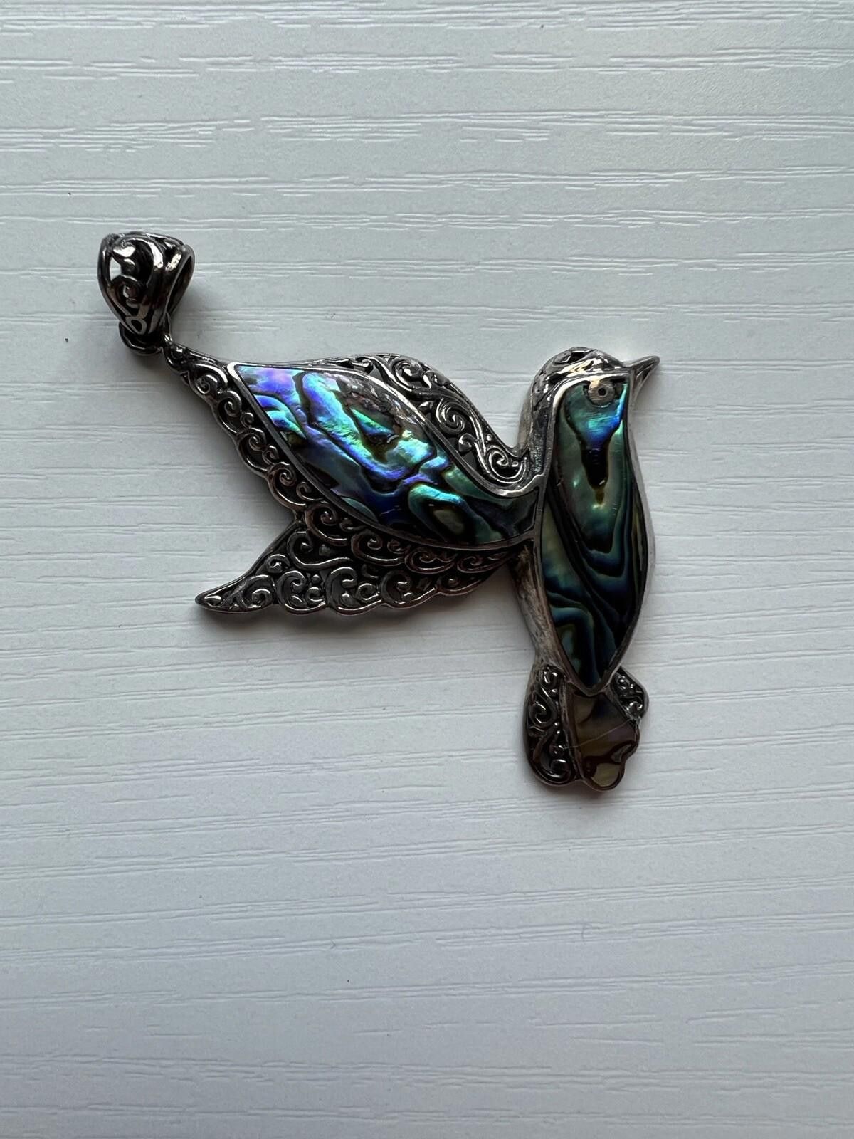 Designer VTG Sterling Abalone Paua Shell Hummingbird Necklace Pendant Size ONE SIZE - 1 Thumbnail