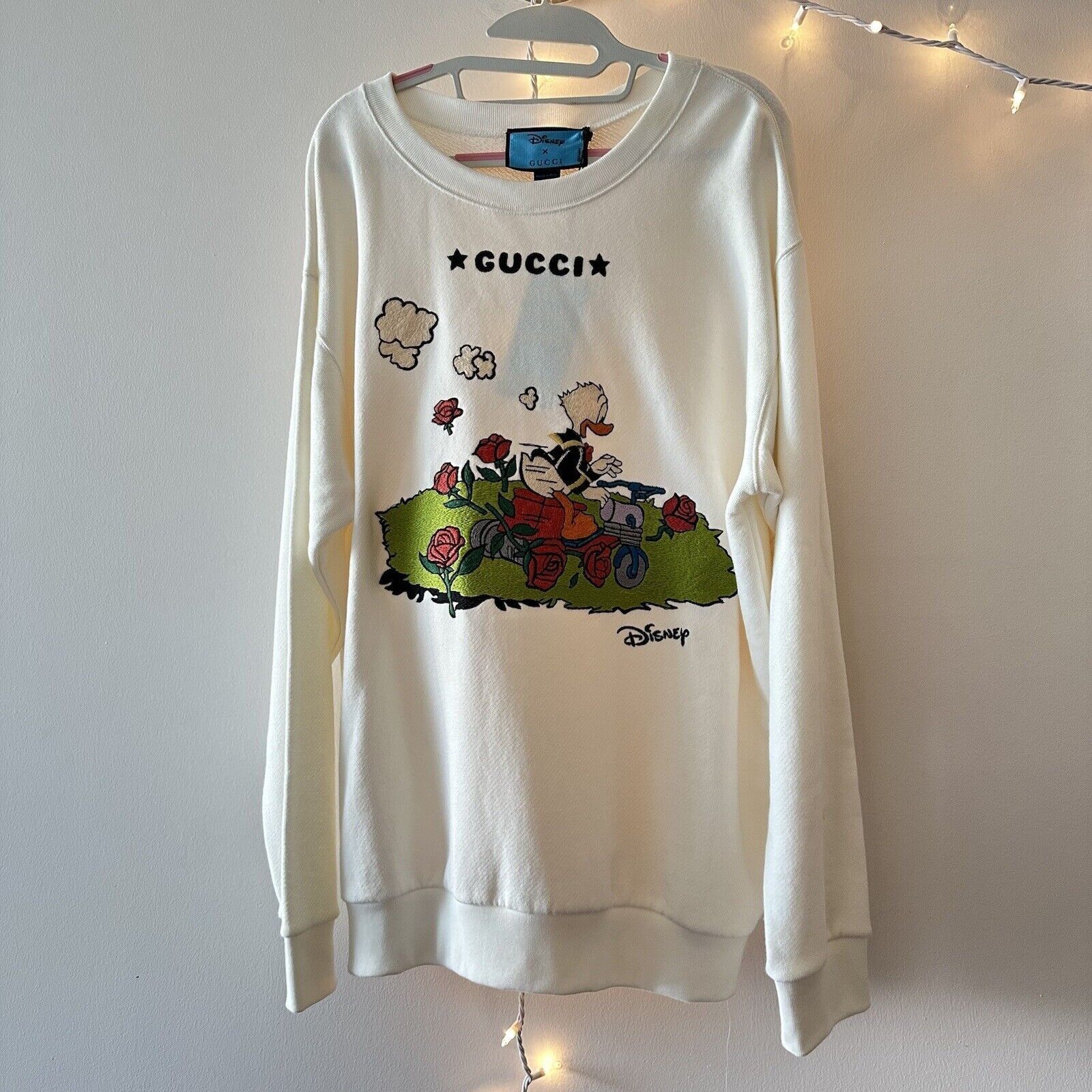 Gucci NWT Gucci White Disney Edition Donald Duck Sweatshirt sz M T Size M / US 6-8 / IT 42-44 - 4 Thumbnail