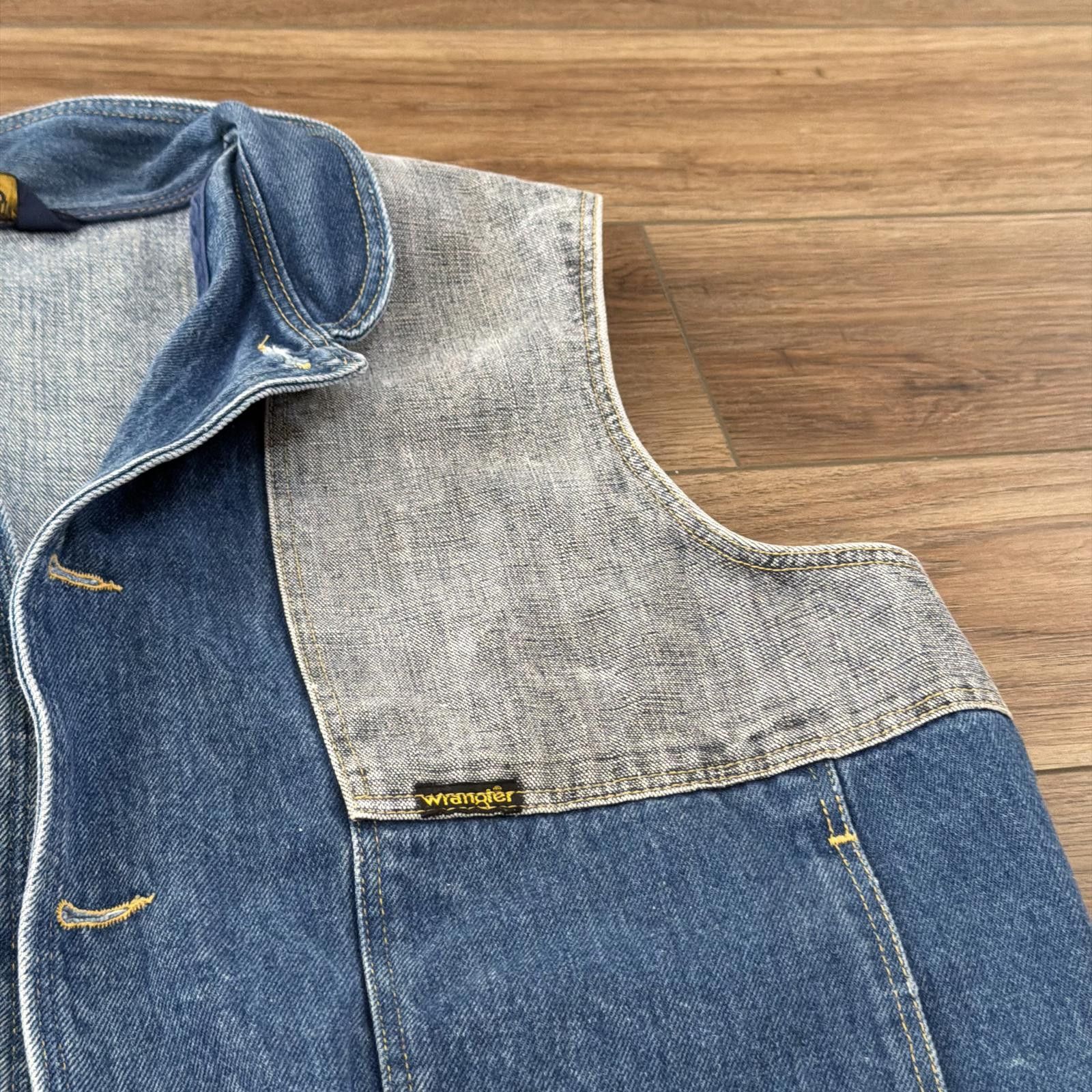 Wrangler Vintage 80s Wrangler Denim Vest Western Cowboy Size L Size US L / EU 52-54 / 3 - 11 Thumbnail