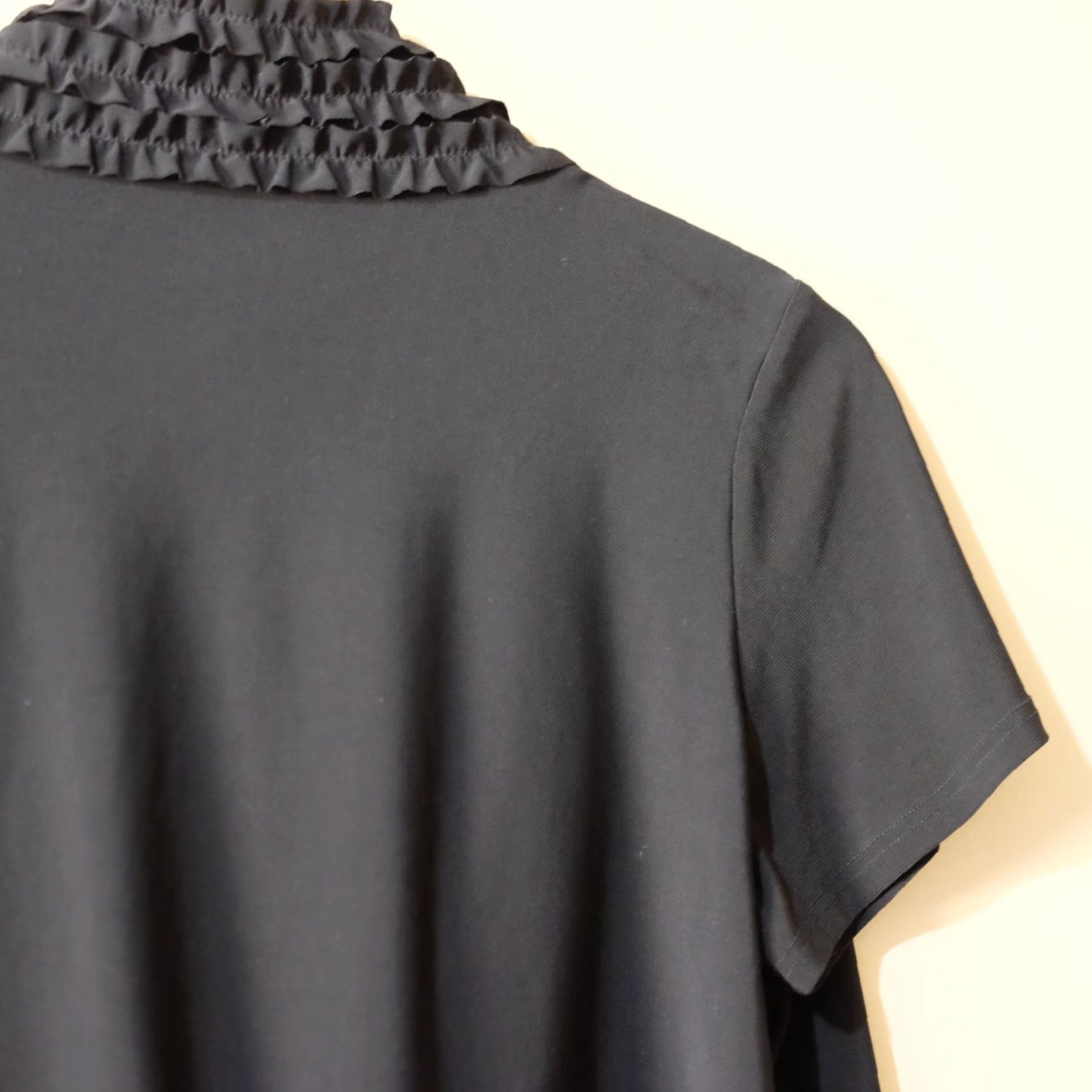 Vintage Nic & Dom Women’s 1X Ruffle Front Tie Crop Shrug Cardigan Lightweight Shirt Short Sleeve Black Polyester Spandex Casual Size XL / US 12-14 / IT 48-50 - 7 Thumbnail