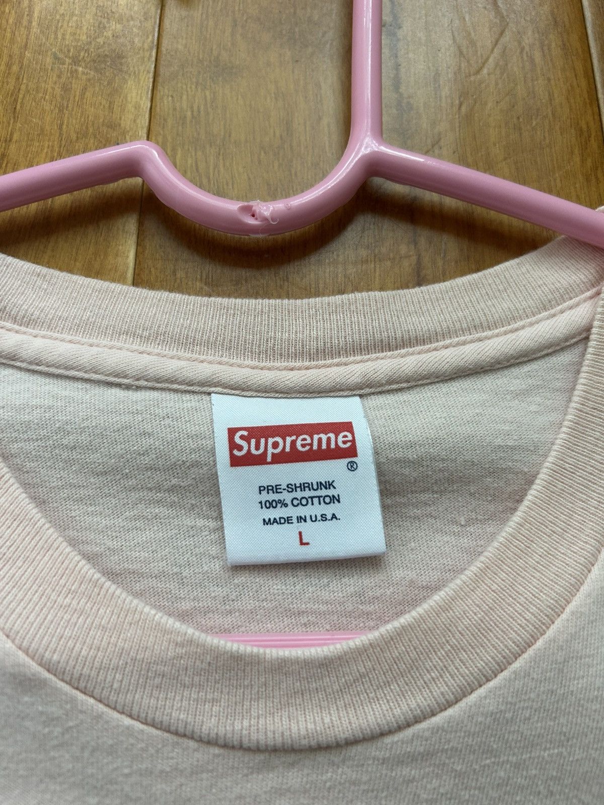 Supreme Supreme Mike Hill Runner Tee Peach SS17 Size US L / EU 52-54 / 3 - 2 Thumbnail