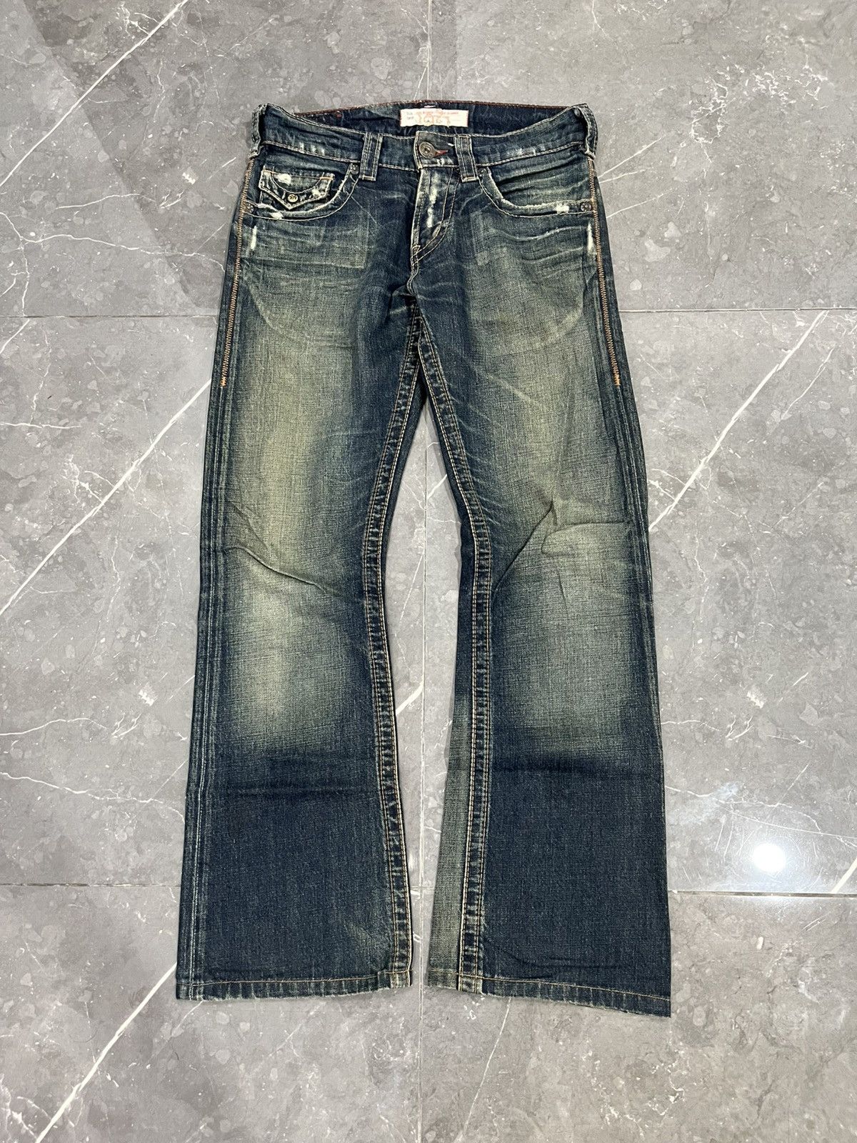 Japanese Brand 1921 flared jeans Size US 29 - 1 Thumbnail