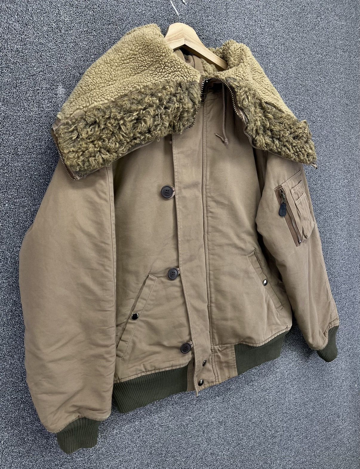 Avirex Vintage Avirex Extreme Cold Weather Fur Hoodie Bomber Jacket Size US M / EU 48-50 / 2 - 2 Thumbnail