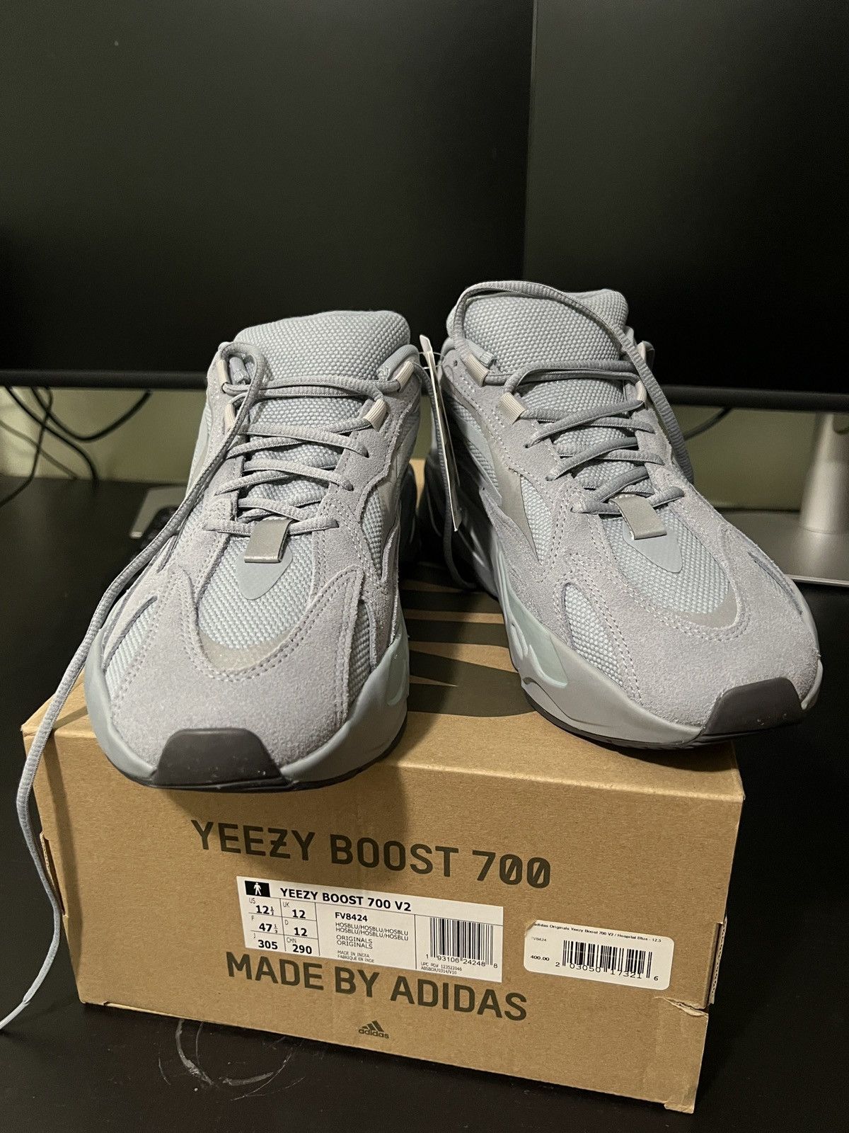 Yeezy Adidas Yeezy Boost 700 V2 Hospital Blue Size US 12.5 / EU 45-46 - 13 Thumbnail