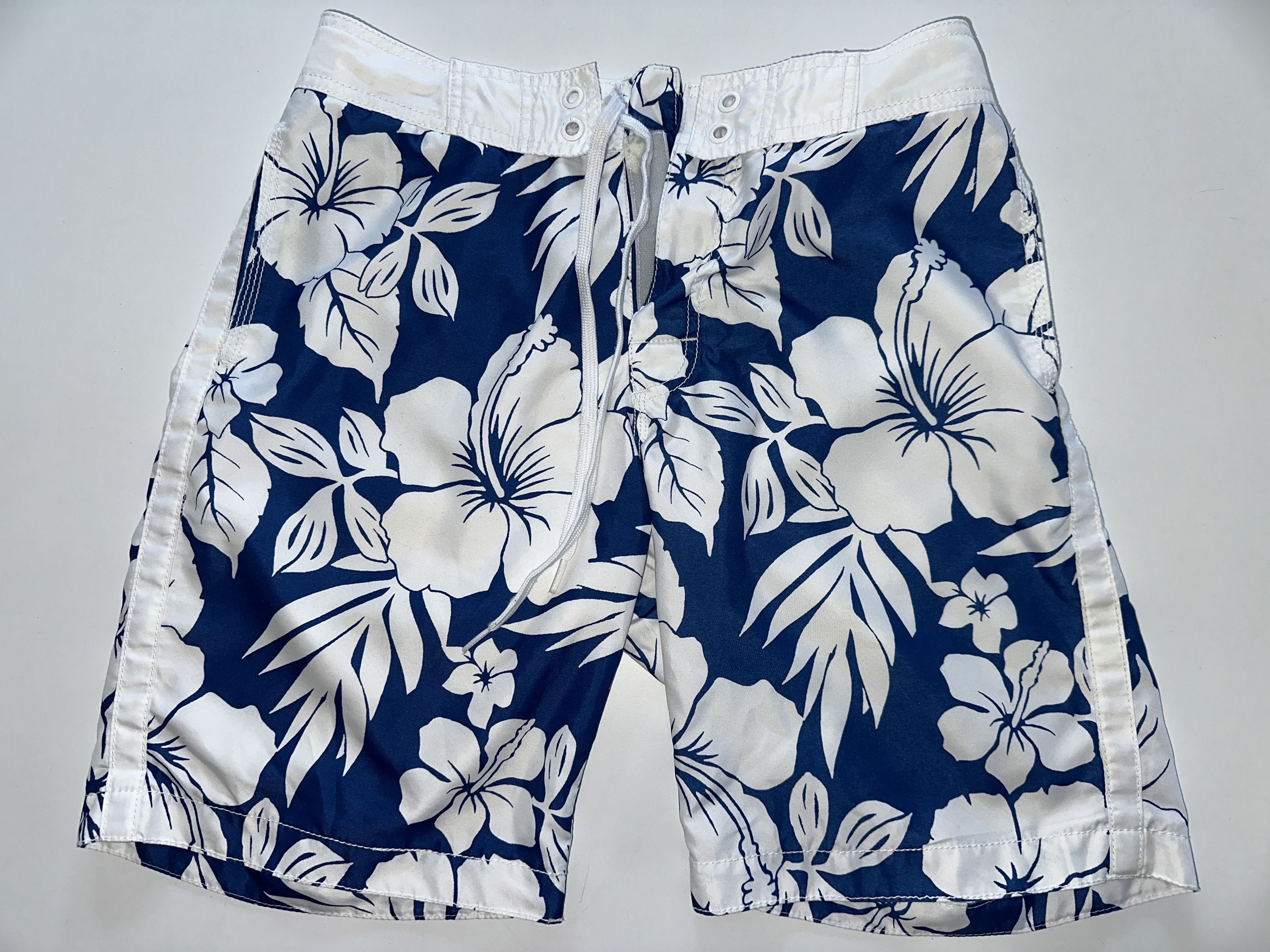 Old Navy Mens Old Navy Swim Trunks/Shorts Small Blue/White Floral Size US 32 / EU 48 - 1 Thumbnail