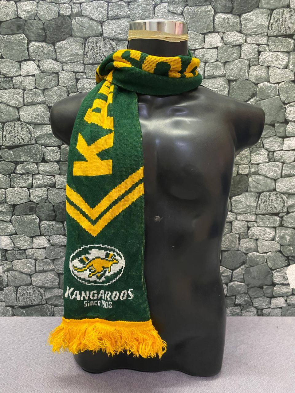 KangaROOS Vintage Kangaroos Australia Scarf Size ONE SIZE - 1 Thumbnail