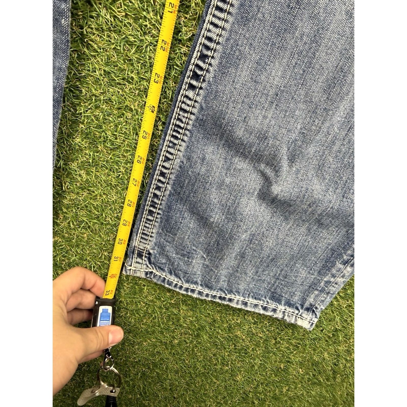 Silver Jeans Co. Silver Jeans Gordie Straight Jeans 33x34 Mens 33 Buckle 90s Grunge Rock Medium Blue Denim Casual Clothing Jeans Size US 33 - 5 Thumbnail