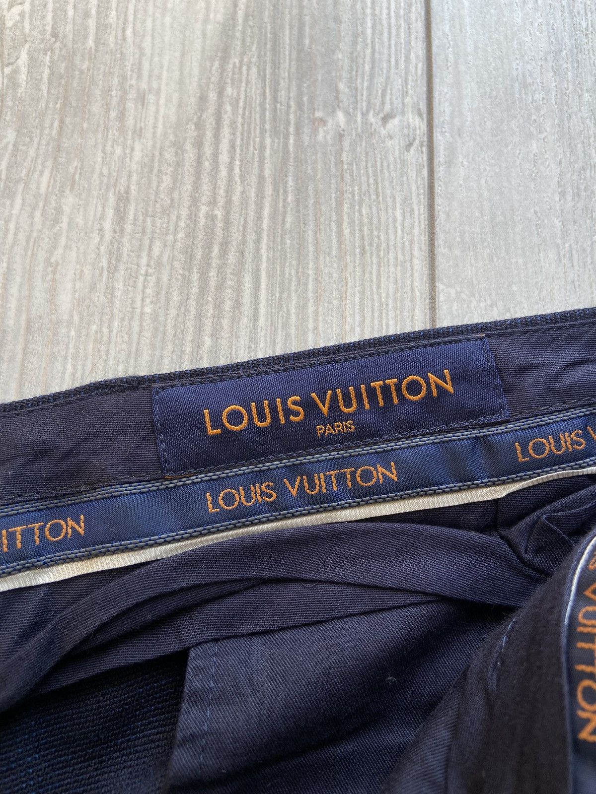 Louis Vuitton Louis Vuitton Navy Blue Formal Belt Trouthers Size US 28 / EU 44 - 13 Thumbnail