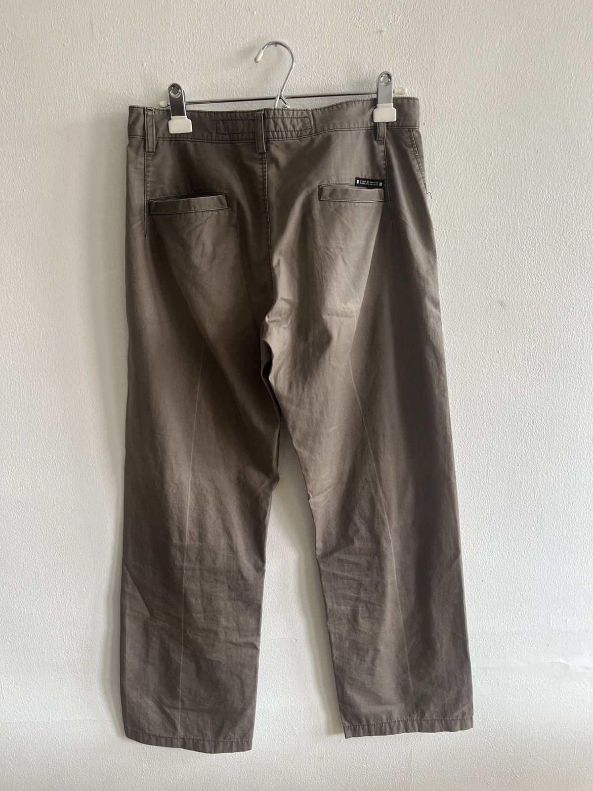 Marithe + Francois Girbaud Curved seam lightweight cotton trouser Size US 31 - 2 Thumbnail