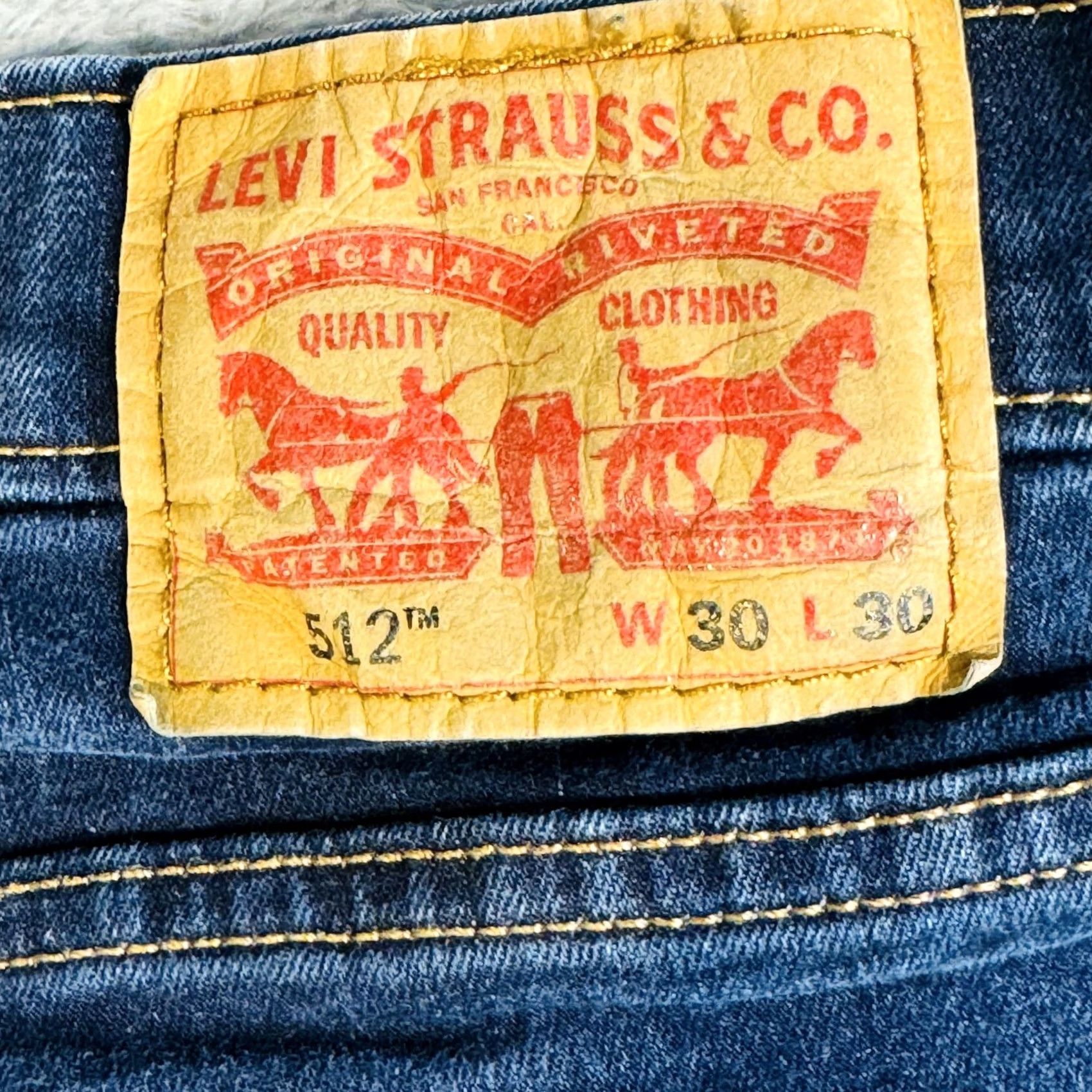 Levi's Levi's 512 Jeans Slim Tapered Zip Fly 30x30 Blue Dark Wash Denim Logo Pockets Men Size US 30 / EU 46 - 7 Thumbnail