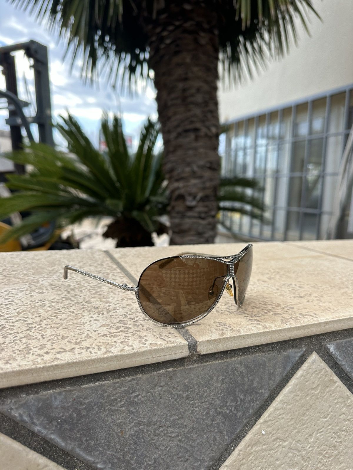 Valentino × Vintage Valentino Sunglasses Vintage 5380/S Size ONE SIZE - 1 Thumbnail