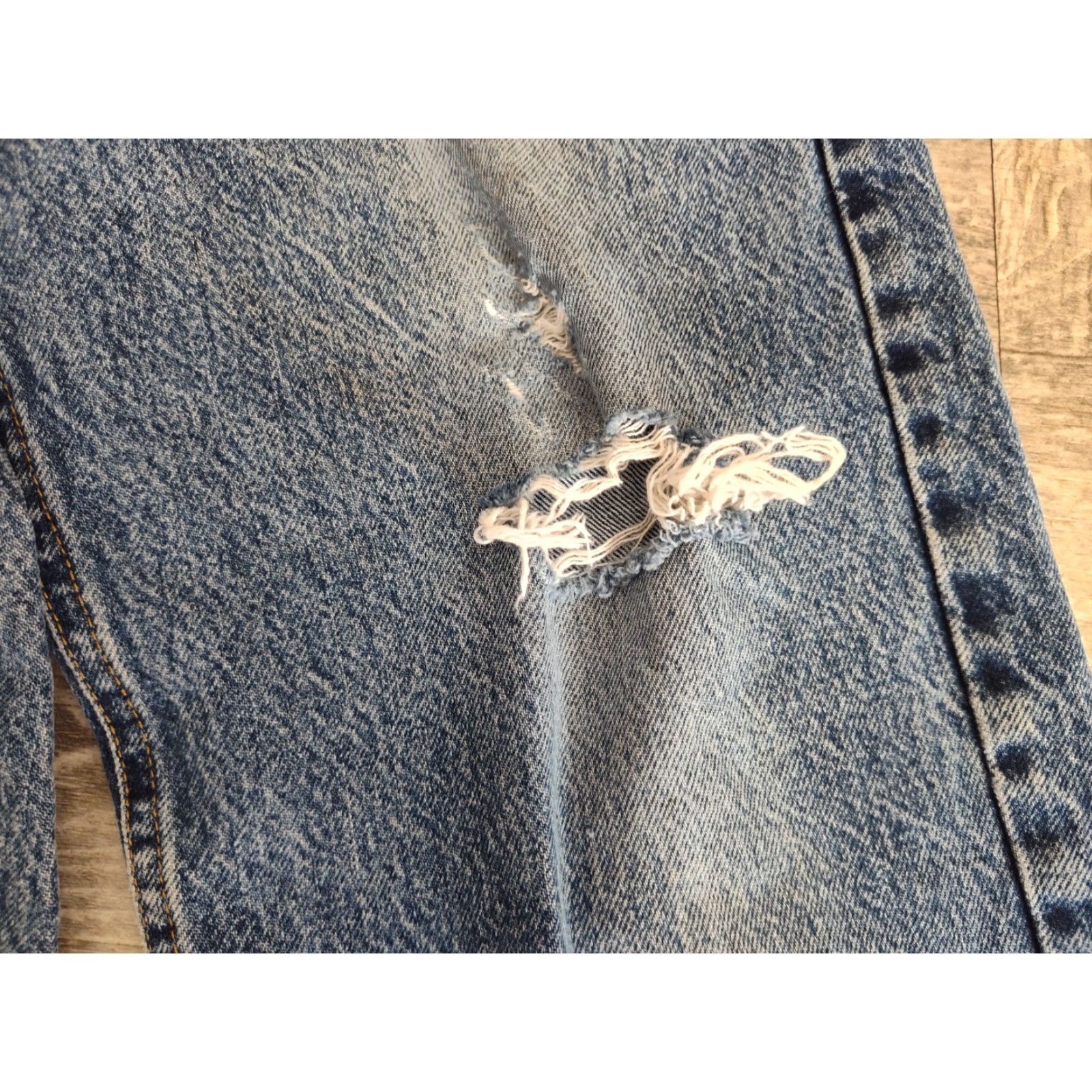Carhartt VINTAGE Carhartt B17 Jeans Men 35x32 Workwear Distressed Blue 80s US Made Size US 35 - 5 Thumbnail