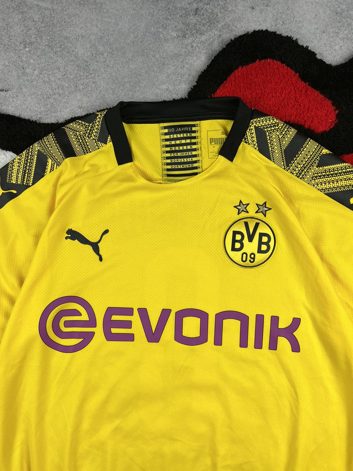 Puma Puma Borussia Dortmund 2019/2020 #8 Dahoud Football Jersey Size US L / EU 52-54 / 3 - 5 Thumbnail