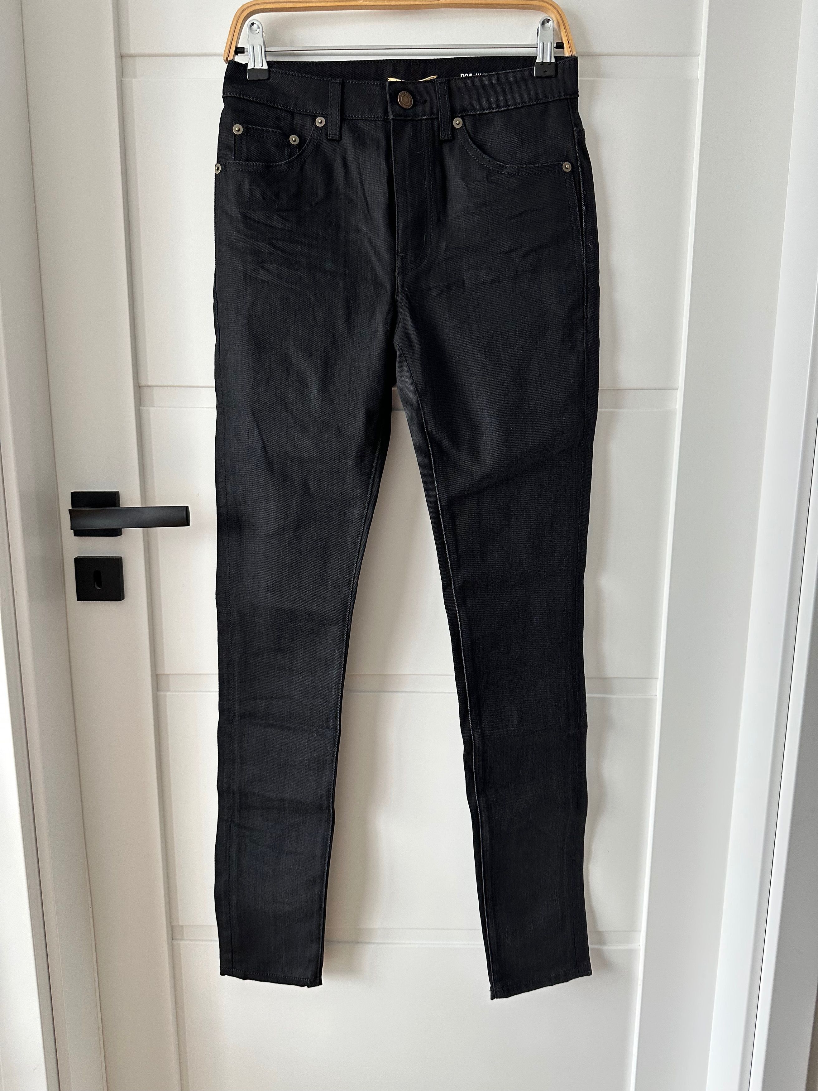 image of D05 Black Skinny Denim Pants Jeans, Women's (Size 27)