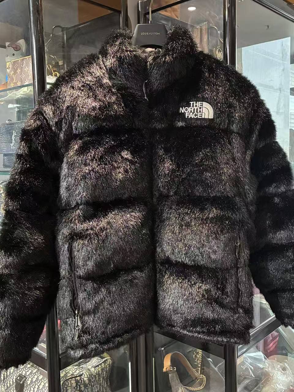Supreme Supreme x The North Face Faux Fur Nuptse Jacket Size L Size US L / EU 52-54 / 3 - 1 Thumbnail