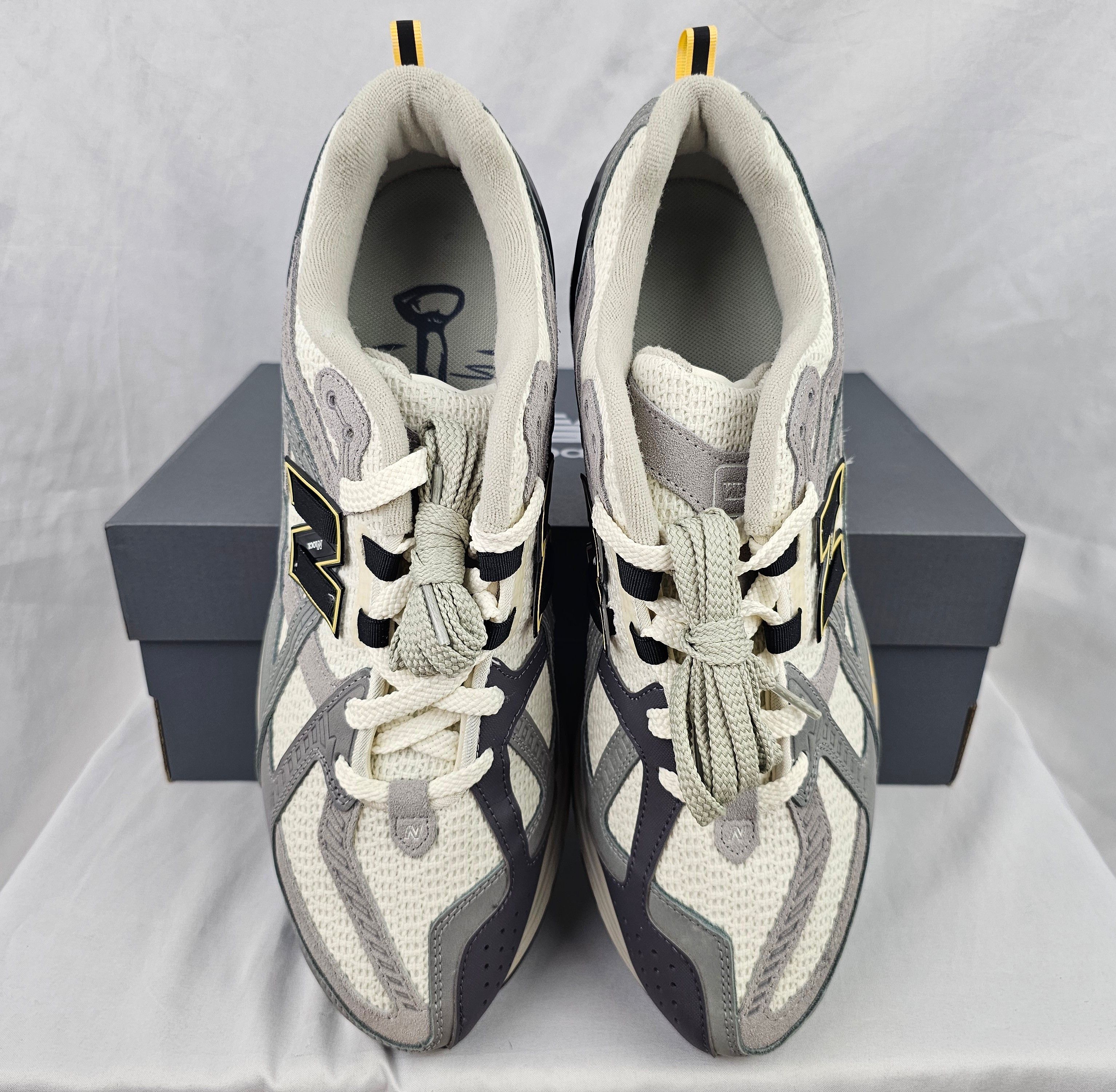 A Ma Maniere The Whitaker Group New Balance 1906U Shadow Grey BRAND NEW Size US 13 / EU 46 - 4 Thumbnail