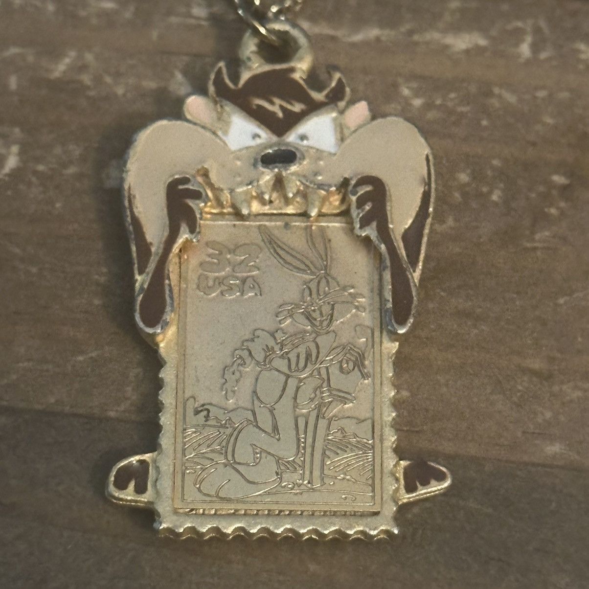 Vintage Vintage Tasmanian Devil Bugs Bunny stamp pendant necklace Size ONE SIZE - 3 Thumbnail
