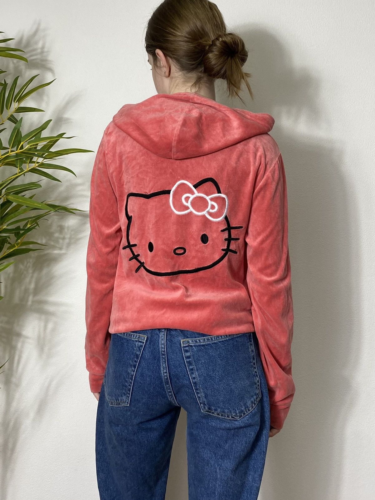 Cartoon Network HELLO KITTY VELOUR 2000s STYLE ZIP HOODIE Size L / US 10 / IT 46 - 2 Thumbnail