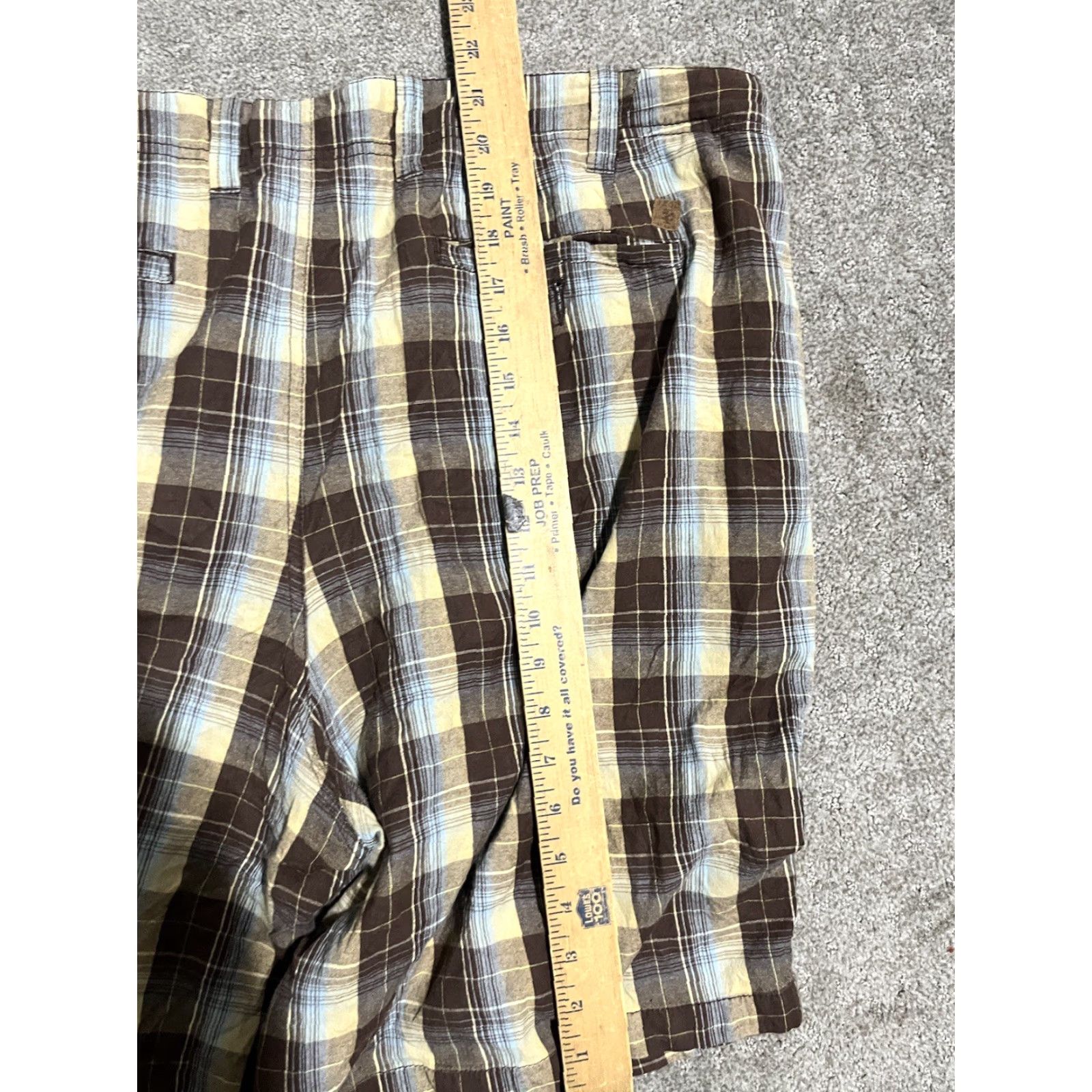 Izod Vintage Izod Jeans Men's Brown Plaid Shorts Size 40 Flat Front Size US 40 / EU 56 - 4 Thumbnail