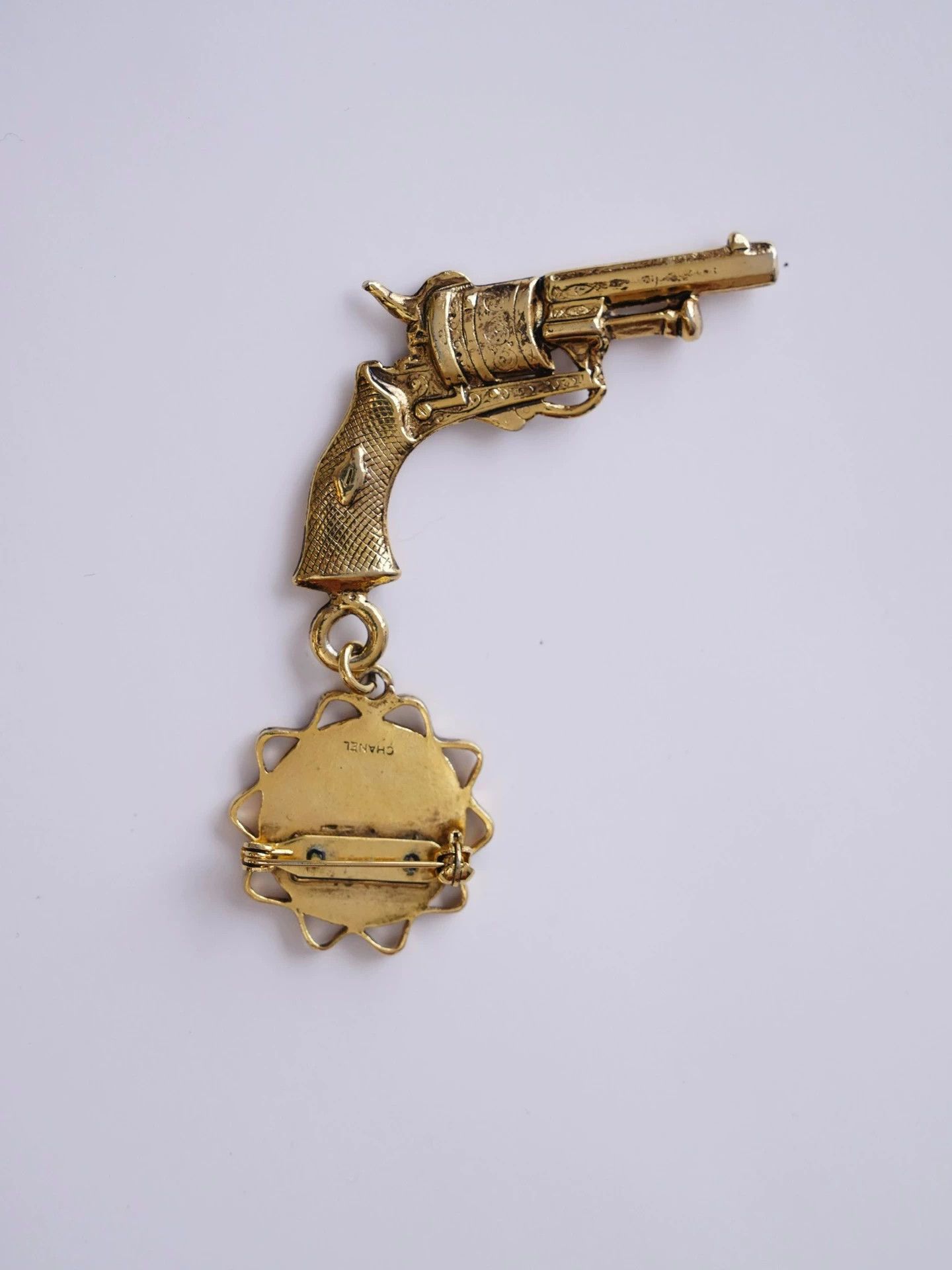 Chanel Chanel 1987 Miss Coco & Gun Brooch Size ONE SIZE - 5 Thumbnail