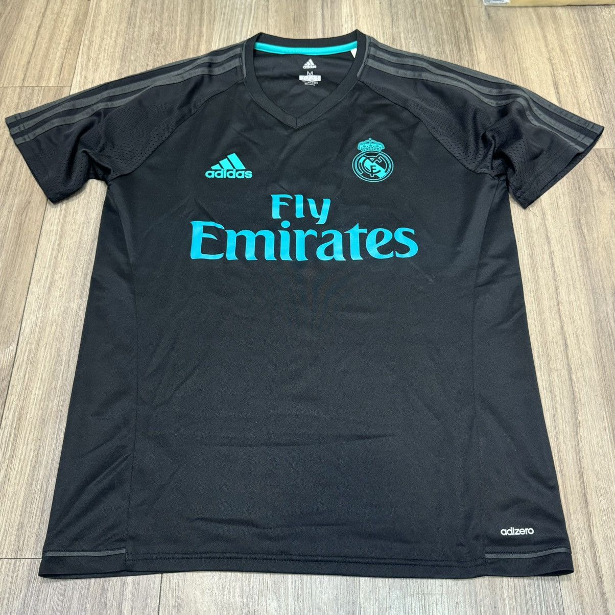 Adidas Real Madrid 17/18 training shirt Size US M / EU 48-50 / 2 - 1 Thumbnail