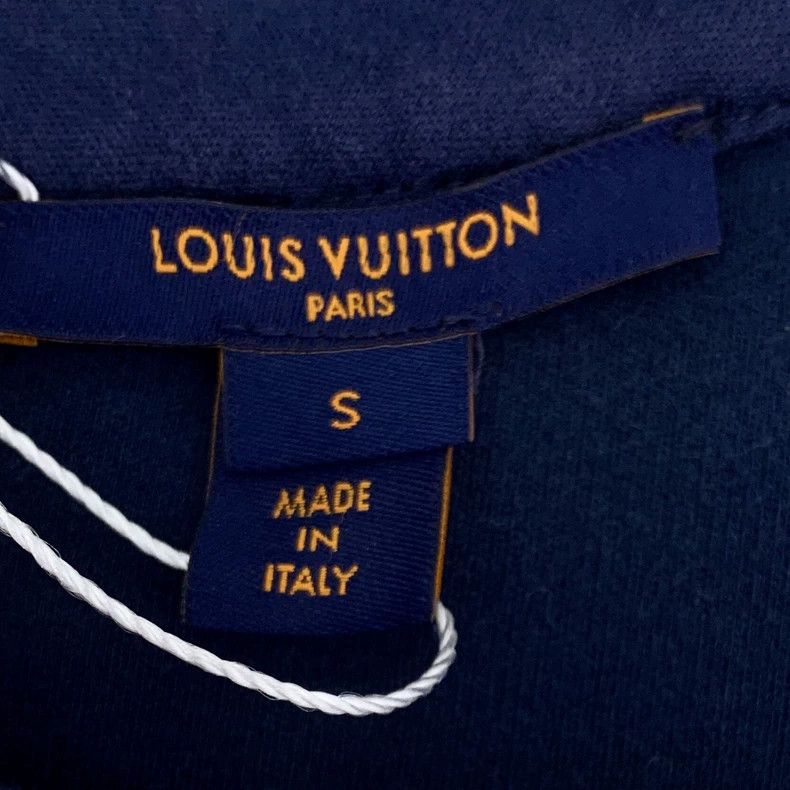 Louis Vuitton Louis Vuitton 22 navy logo printed chain cotton crewneck s Size S / US 4 / IT 40 - 6 Thumbnail